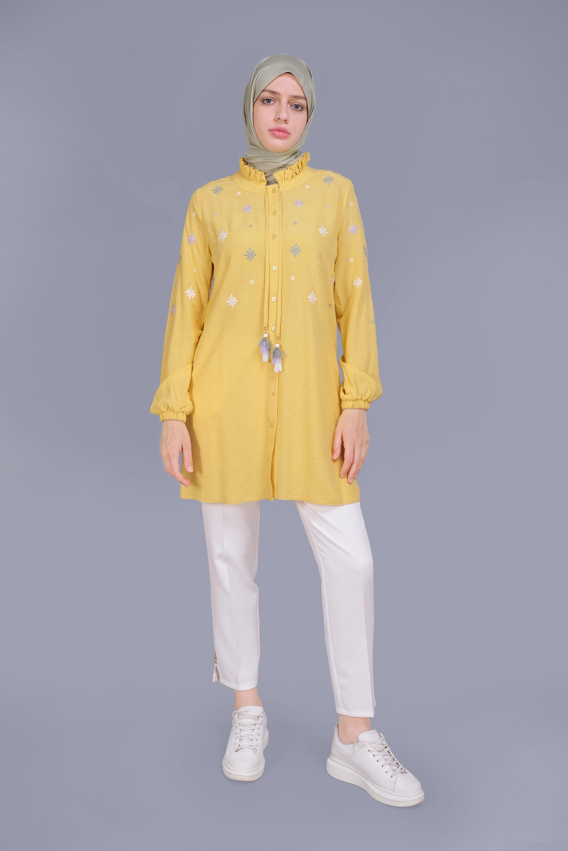 Tesettür giyim SARI BOYDAN DÜĞMELİ NAKIŞLI PÜSKÜLLÜ TUNİK 41614 