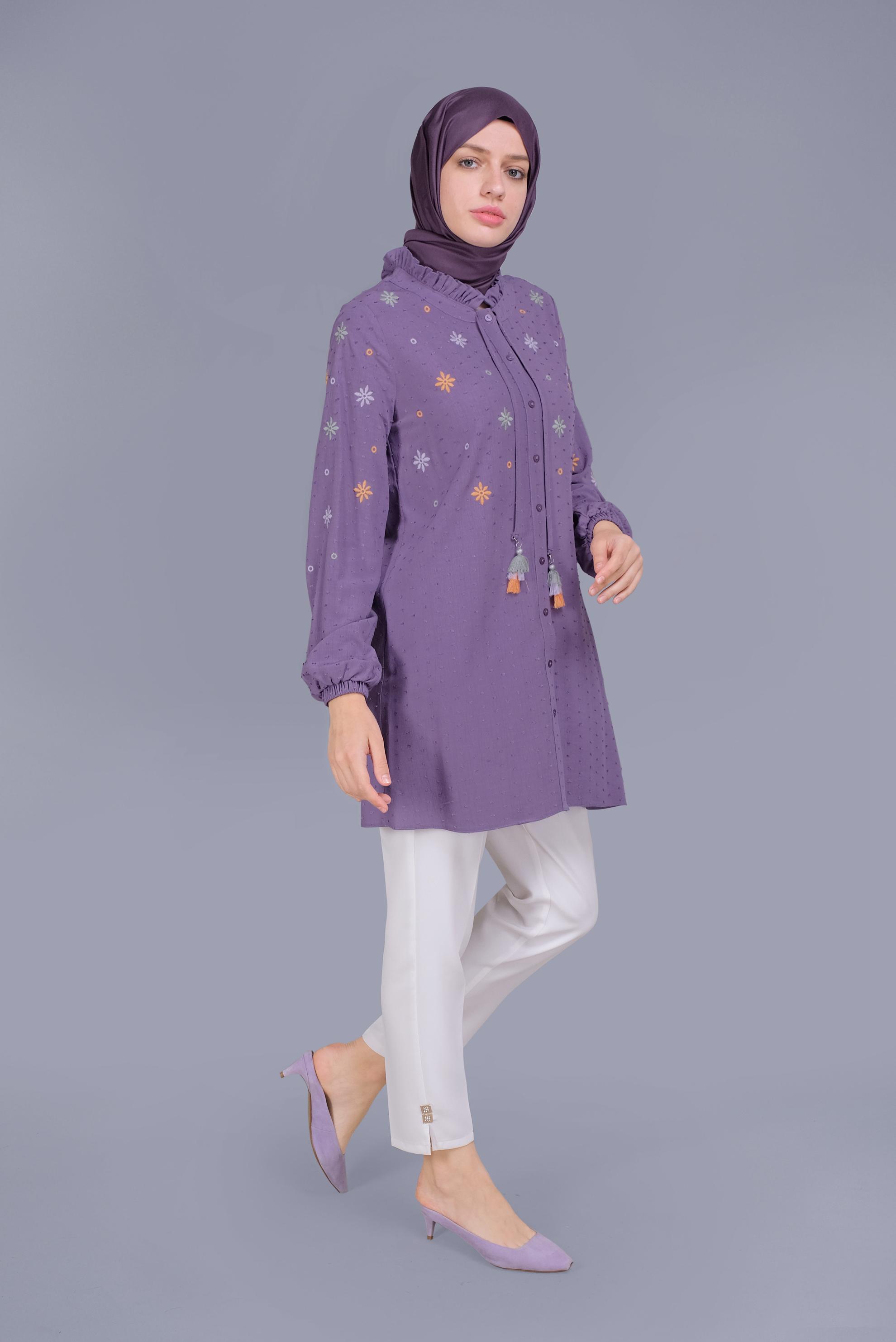 Tesettür giyim MOR BOYDAN DÜĞMELİ NAKIŞLI PÜSKÜLLÜ TUNİK 41614 