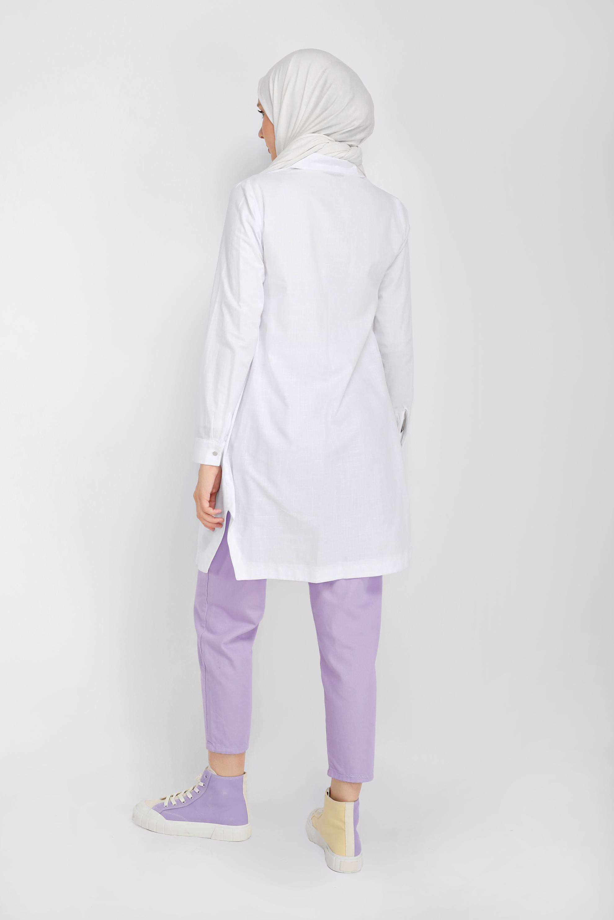 Tesettür giyim BEYAZ PAMUKLU CEPLİ BOYDAN TUNİK 41626 