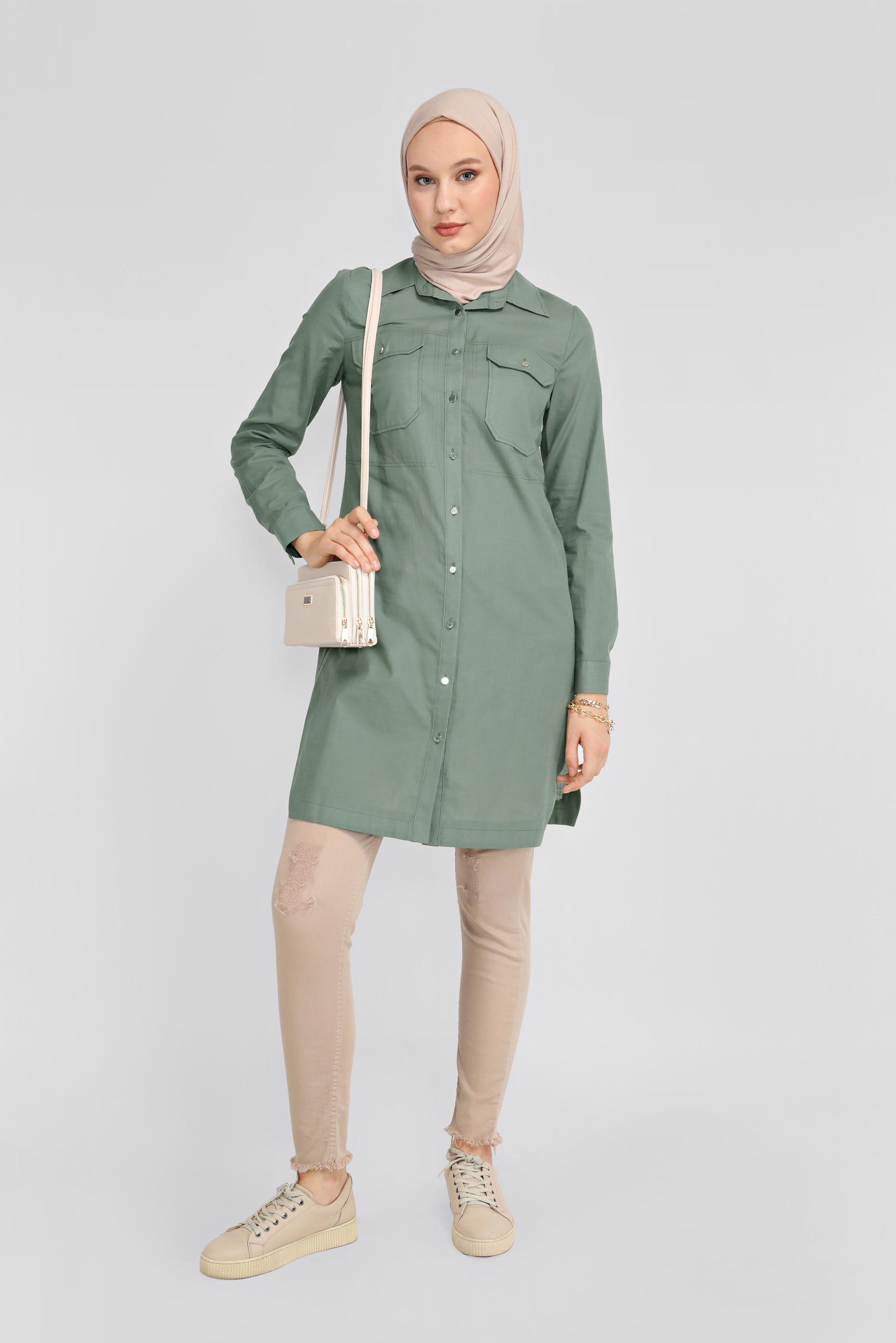 Tesettür giyim YEŞİL PAMUKLU CEPLİ BOYDAN TUNİK 41626 