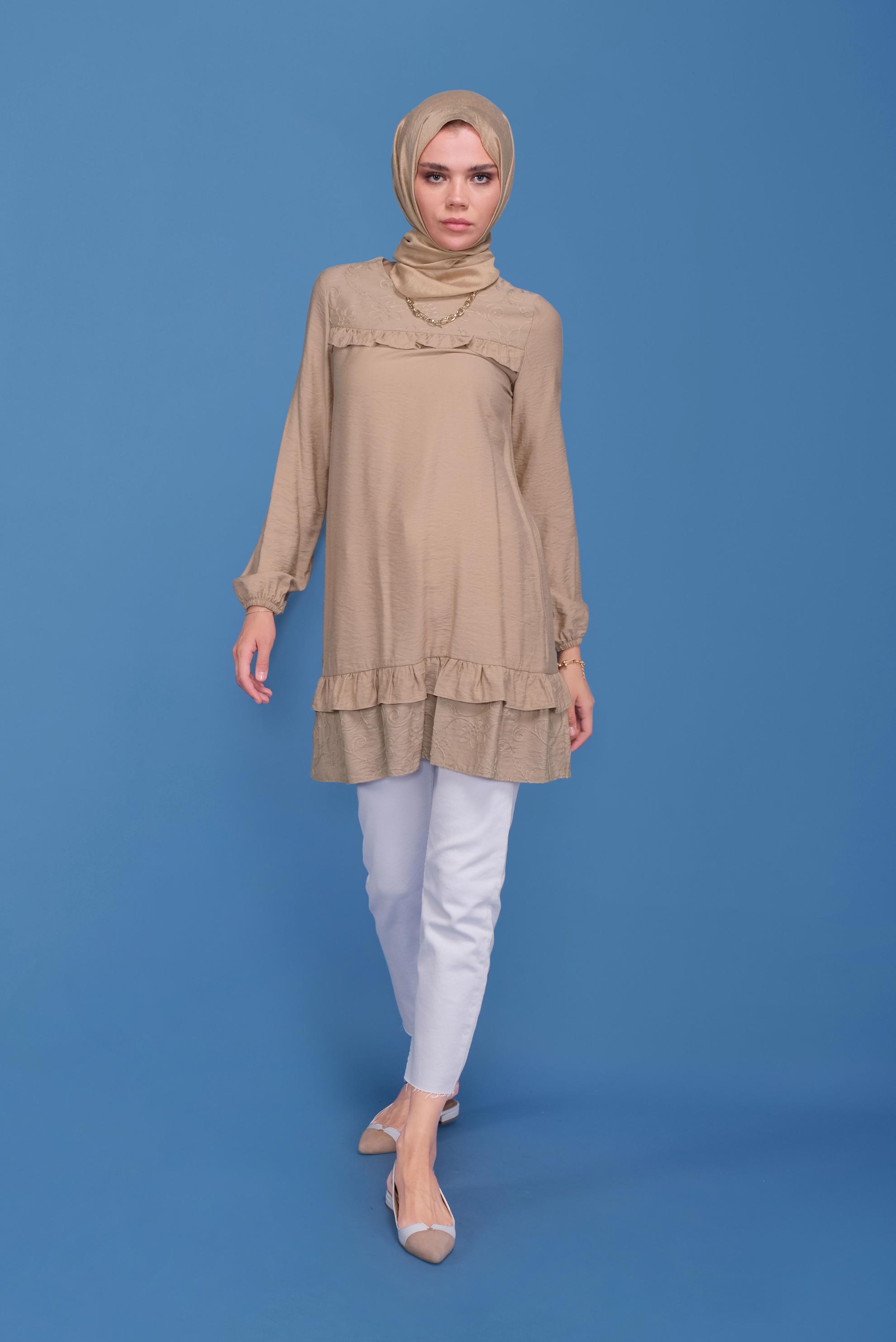 Tesettür giyim BEJ MANŞETLERİ LASTİKLİ FIRFIR DETAYLI TUNİK 41639