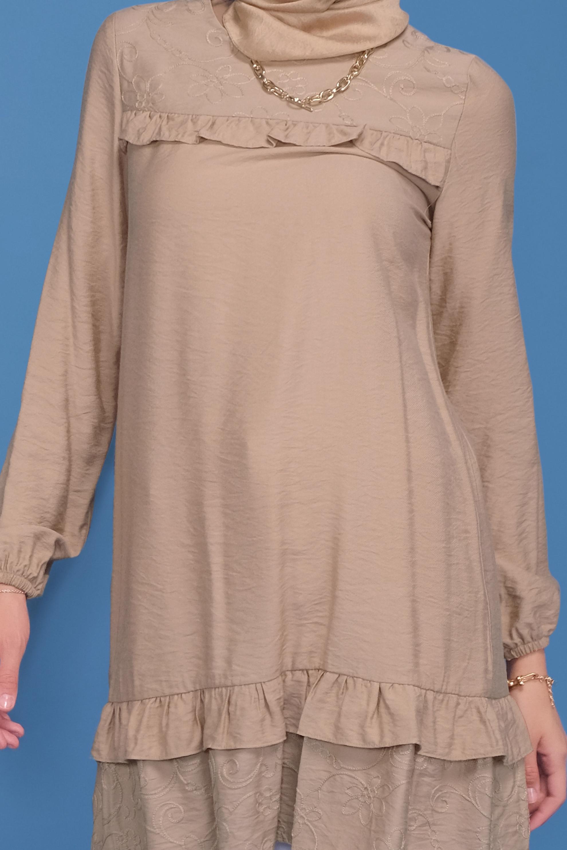 Tesettür giyim BEJ MANŞETLERİ LASTİKLİ FIRFIR DETAYLI TUNİK 41639