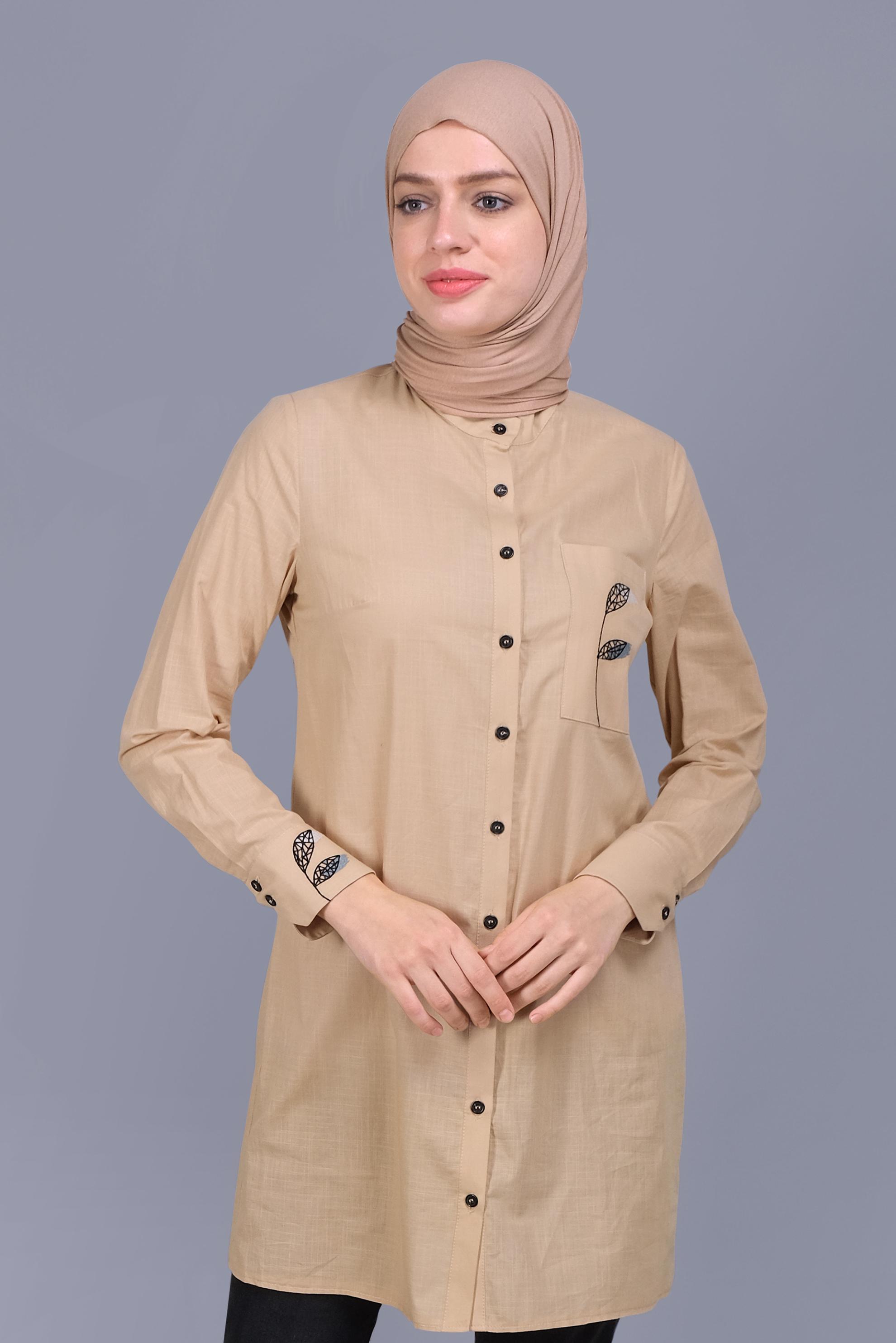 Tesettür giyim BEJ PAMUKLU NAKIŞLI BOYDAN DÜĞMELİ TUNİK 41658 