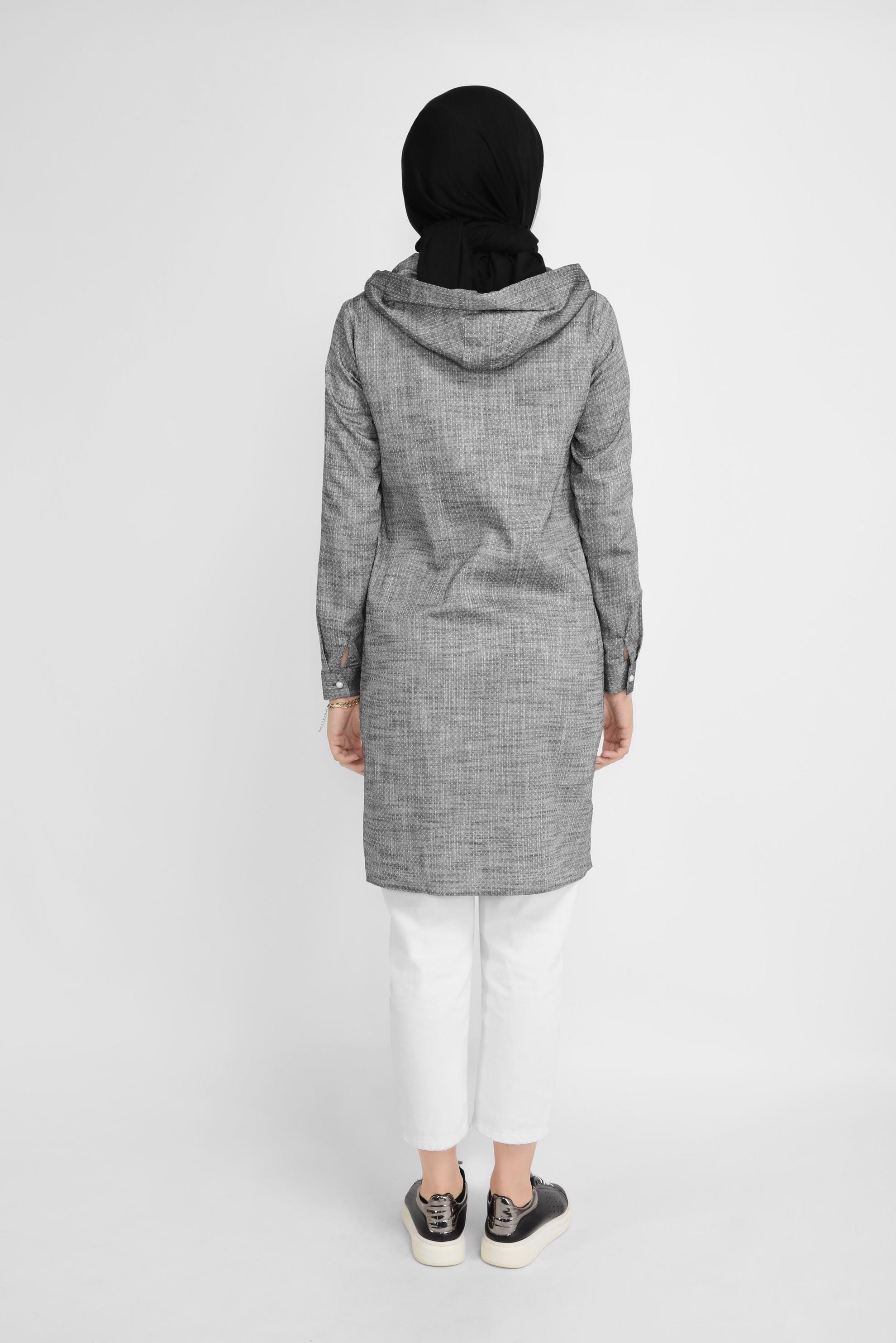 Tesettür giyim SİYAH ÖNDEN DÜĞMELİ KAPÜŞONLU TUNİK 41681