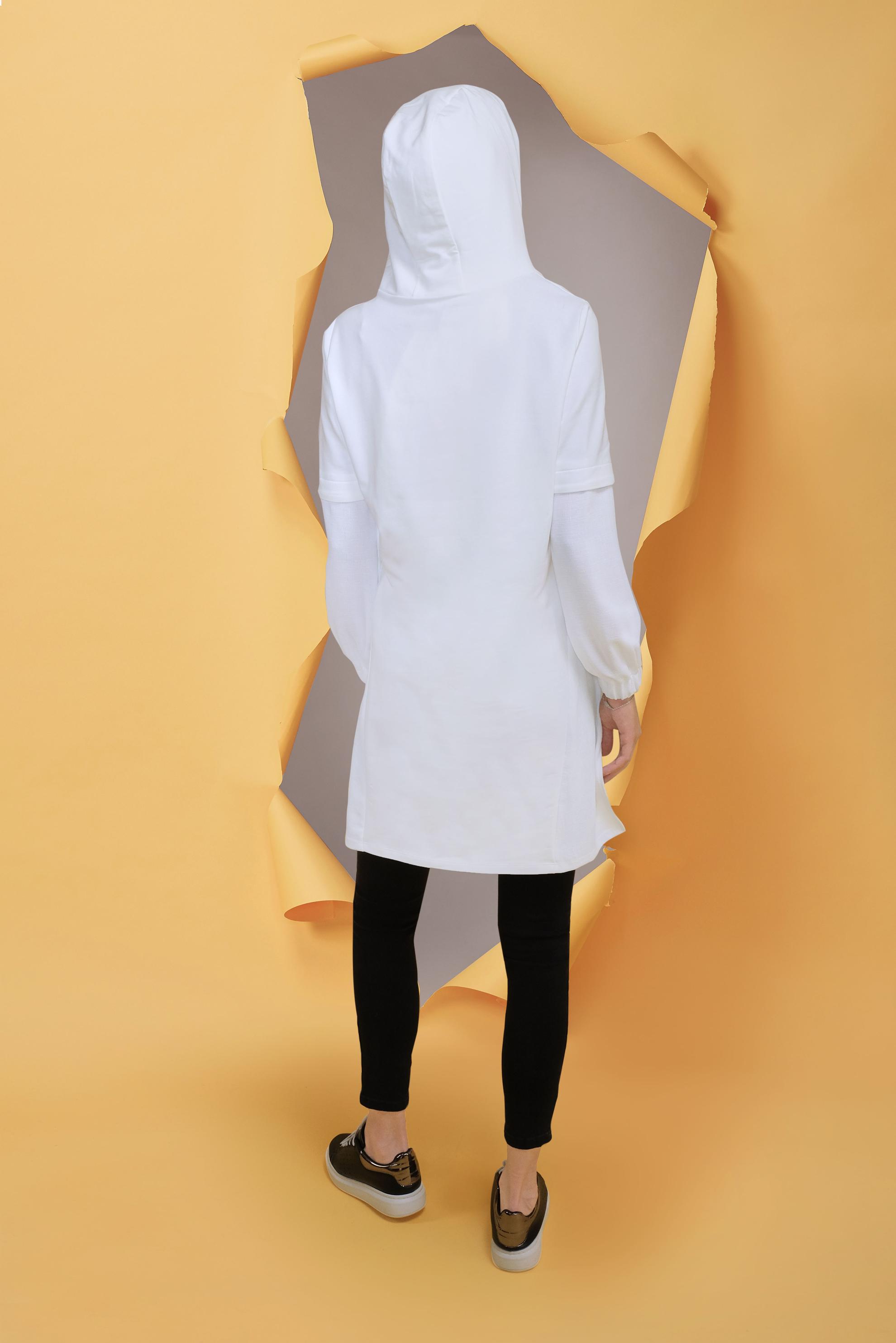 Tesettür giyim BEYAZ MANŞETLERİ LASTİKLİ KAPÜŞONLU TUNİK 41683