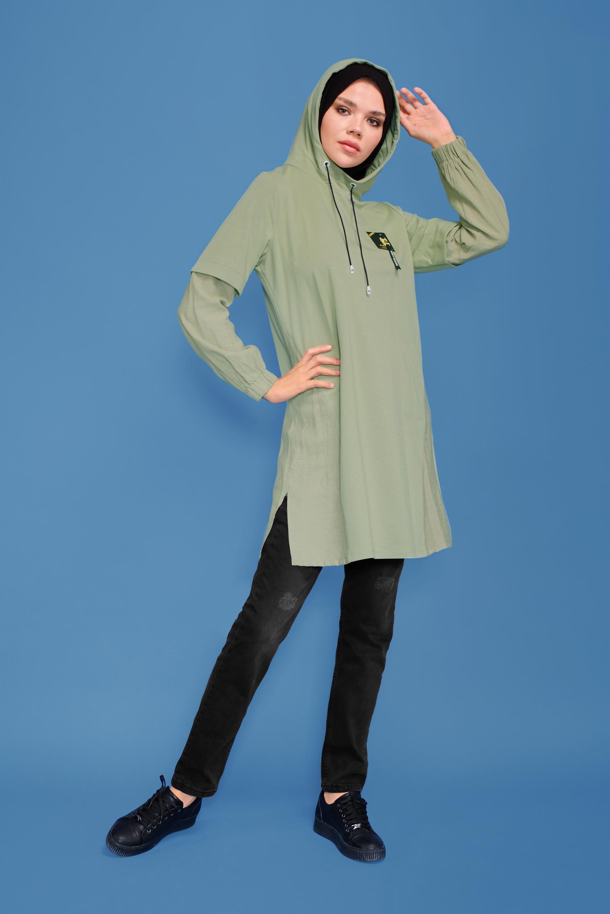 Tesettür giyim YEŞİL MANŞETLERİ LASTİKLİ KAPÜŞONLU TUNİK 41683