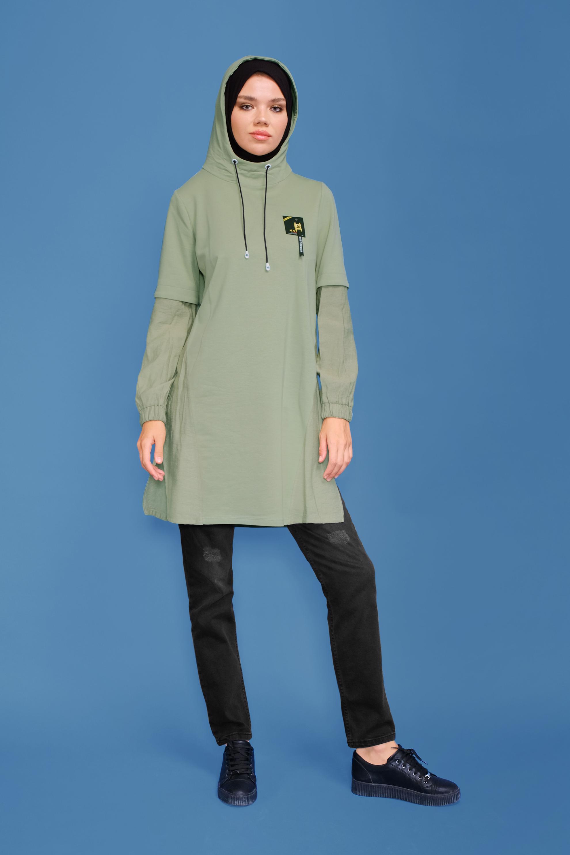 Tesettür giyim YEŞİL MANŞETLERİ LASTİKLİ KAPÜŞONLU TUNİK 41683