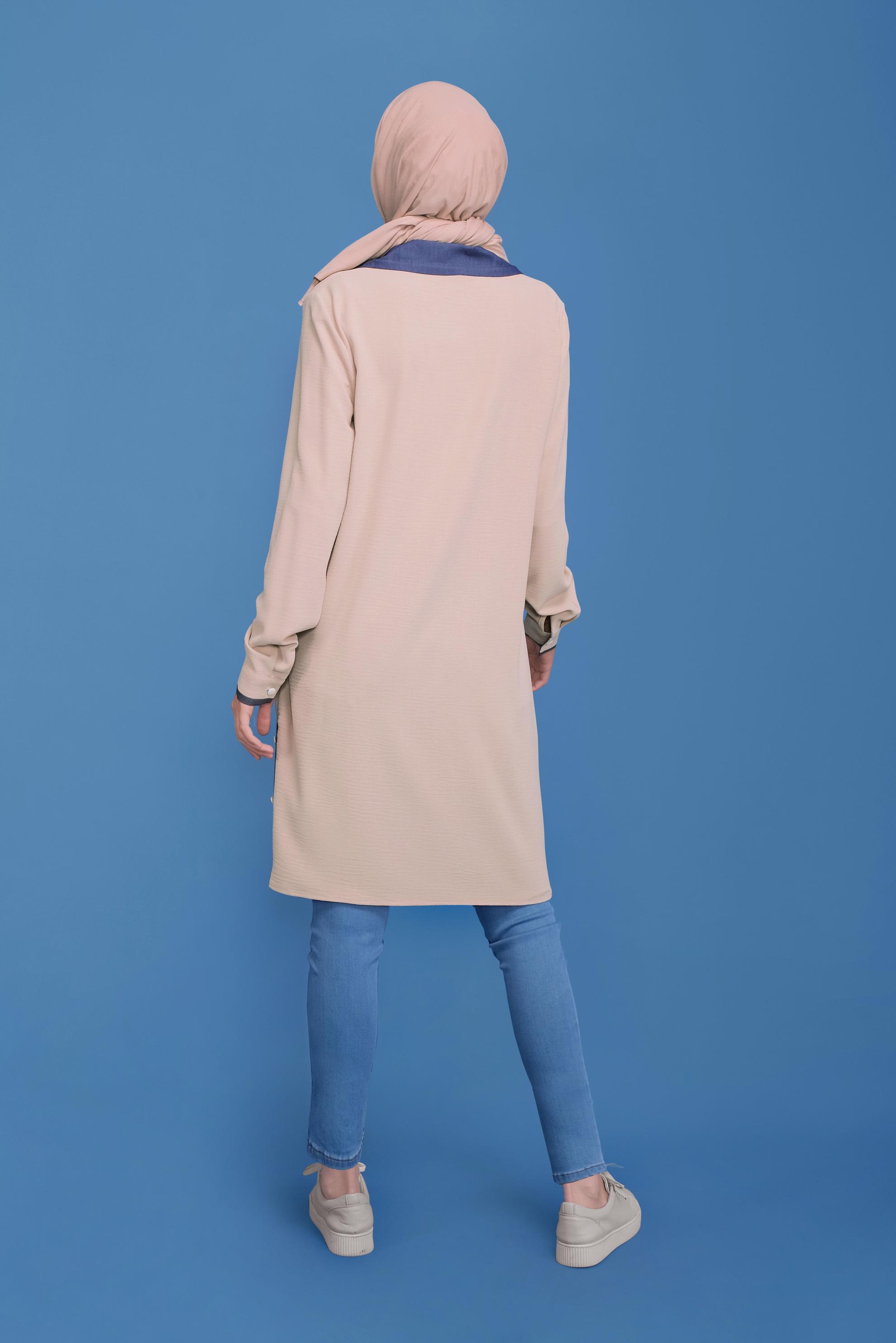 Tesettür giyim BEJ GİZLİ DÜĞMELİ ÇITÇIT DETAYLI TUNİK 41686