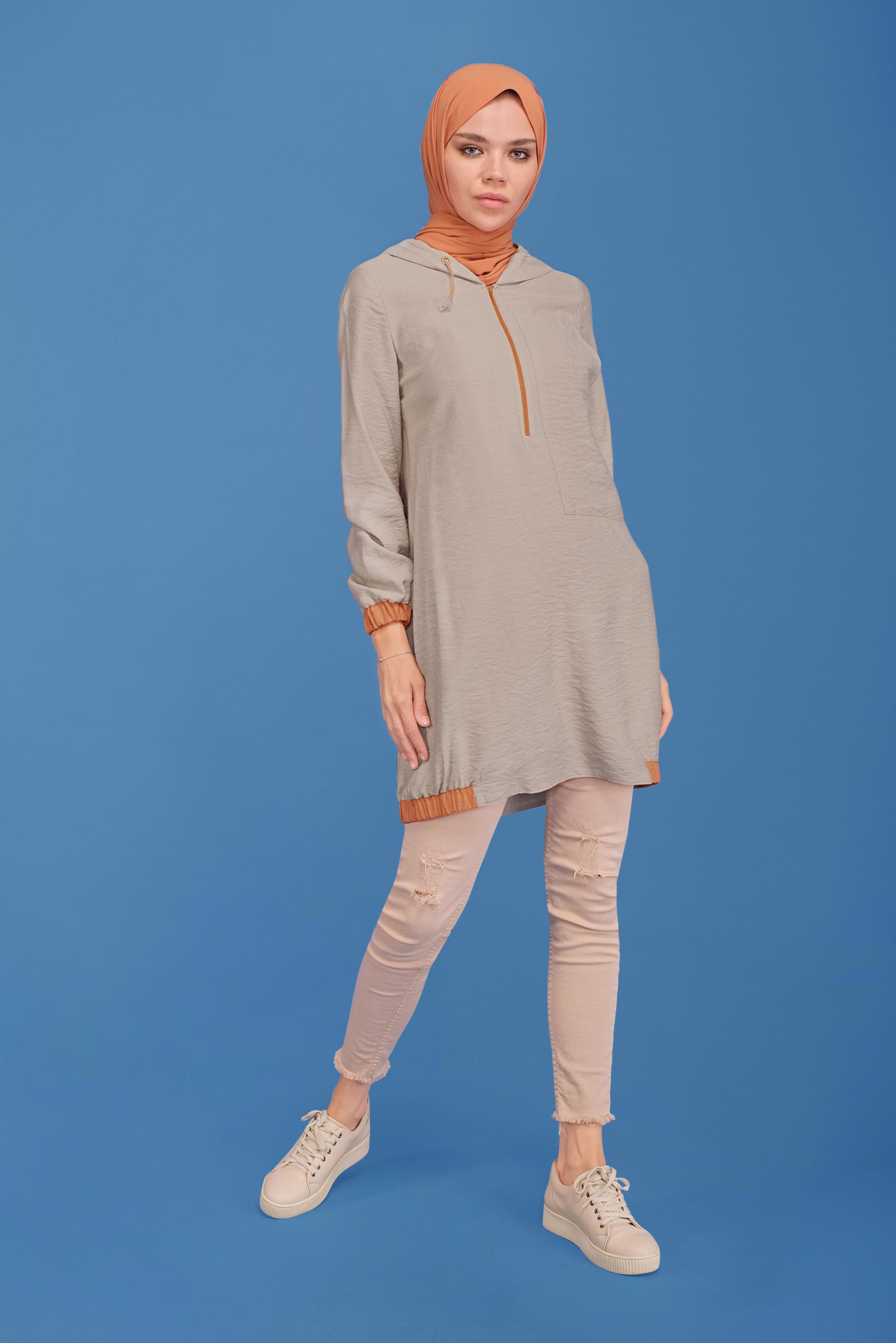 Tesettür giyim BEJ FERMUAR DETAYLI KAPÜŞONLU TUNİK 41688 