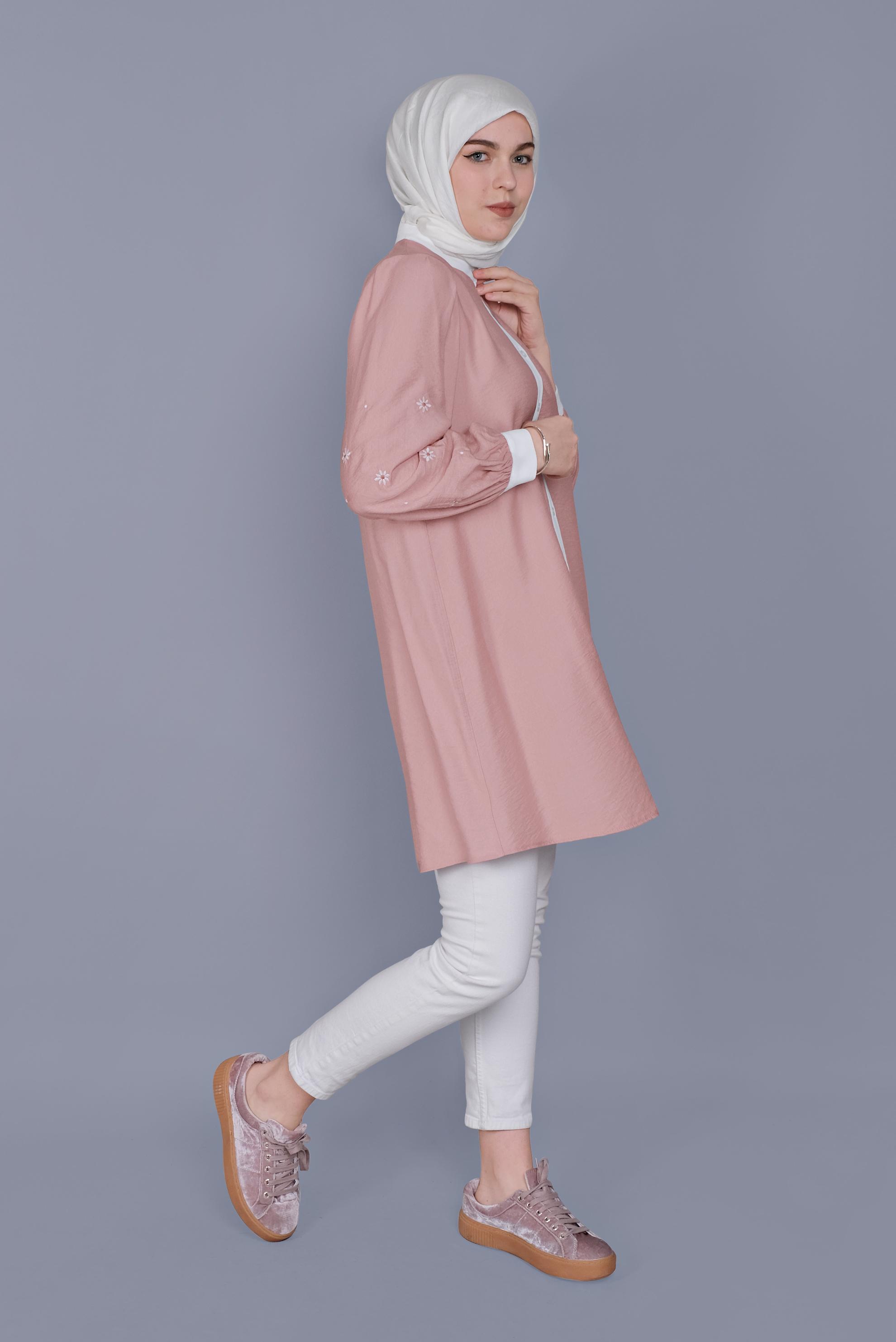 Tesettür giyim PUDRA PAPATYA NAKIŞLI TUNİK 41689 