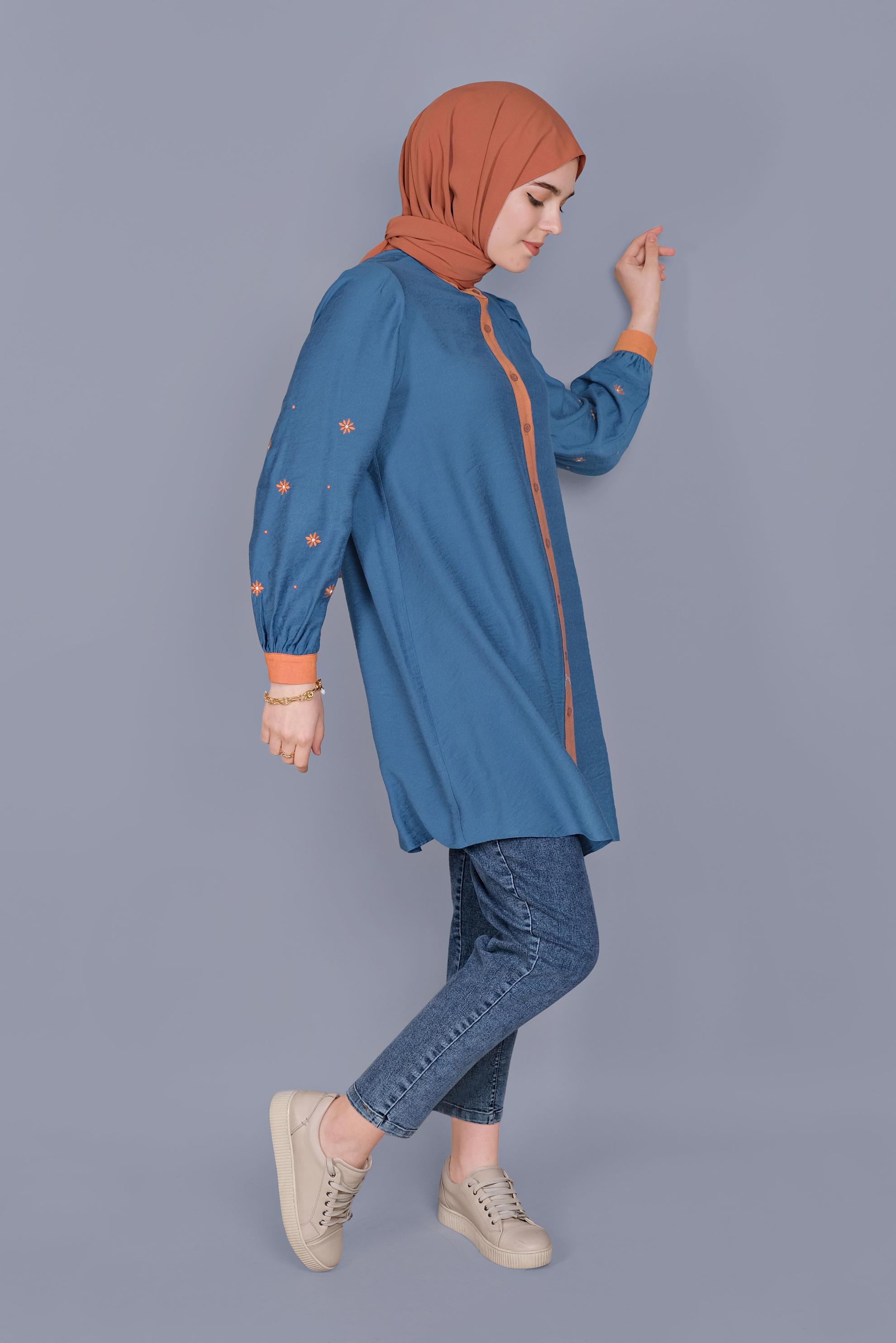 Tesettür giyim LACİVERT PAPATYA NAKIŞLI TUNİK 41689 