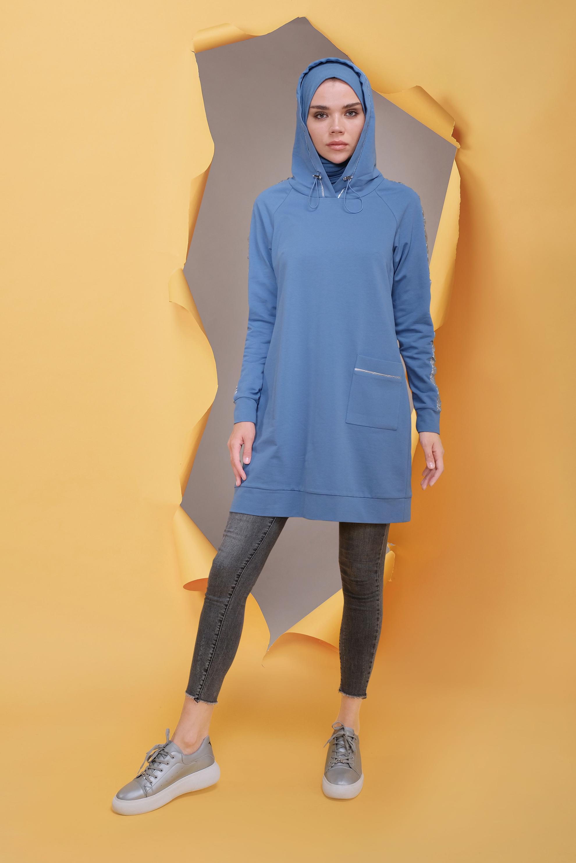 Tesettür giyim MAVİ YALDIZ BASKILI KAPÜŞONU BAĞCIKLI TUNİK 41692 