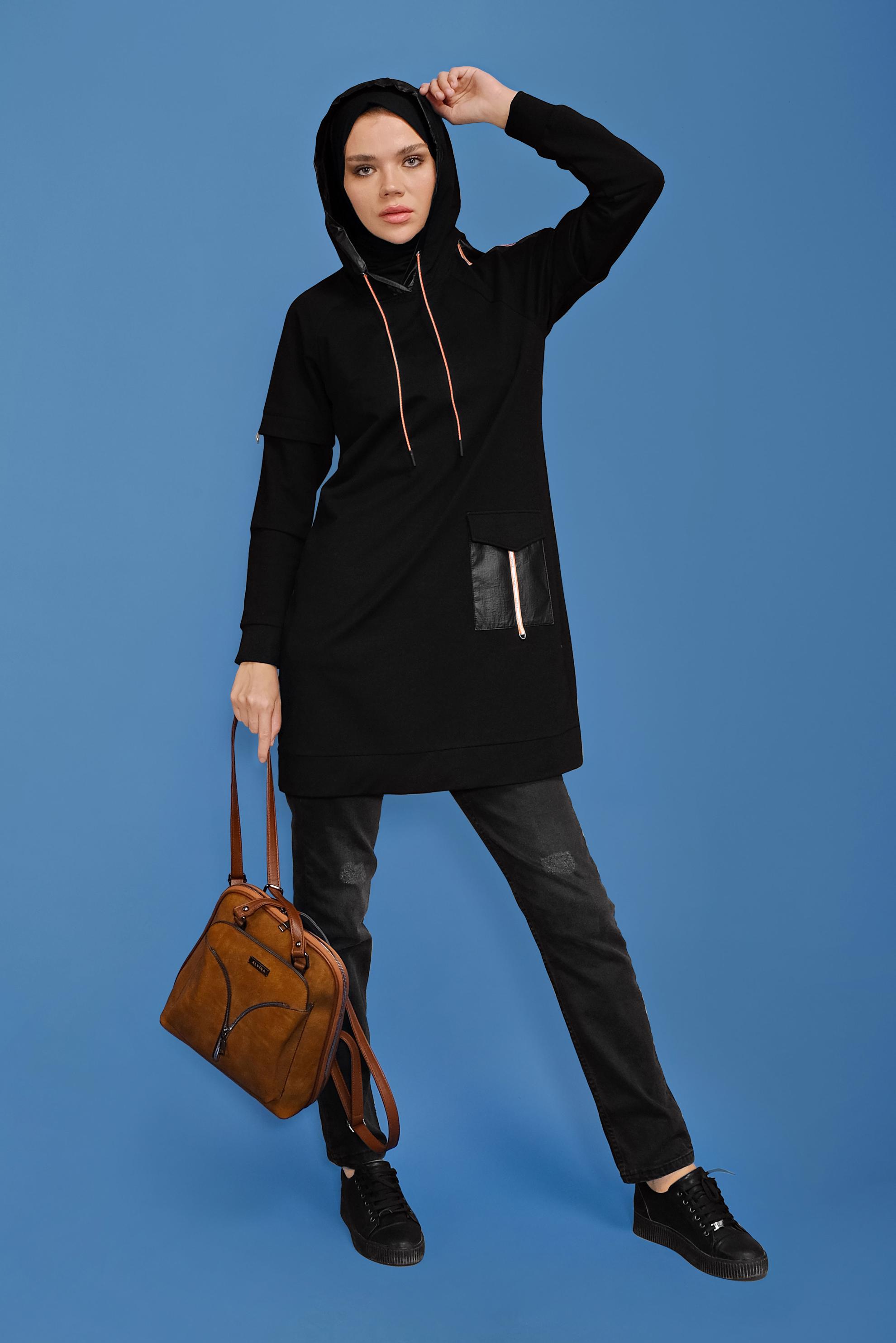 Tesettür giyim SİYAH CEP DETAYLI KAPÜŞONLU TUNİK 41693