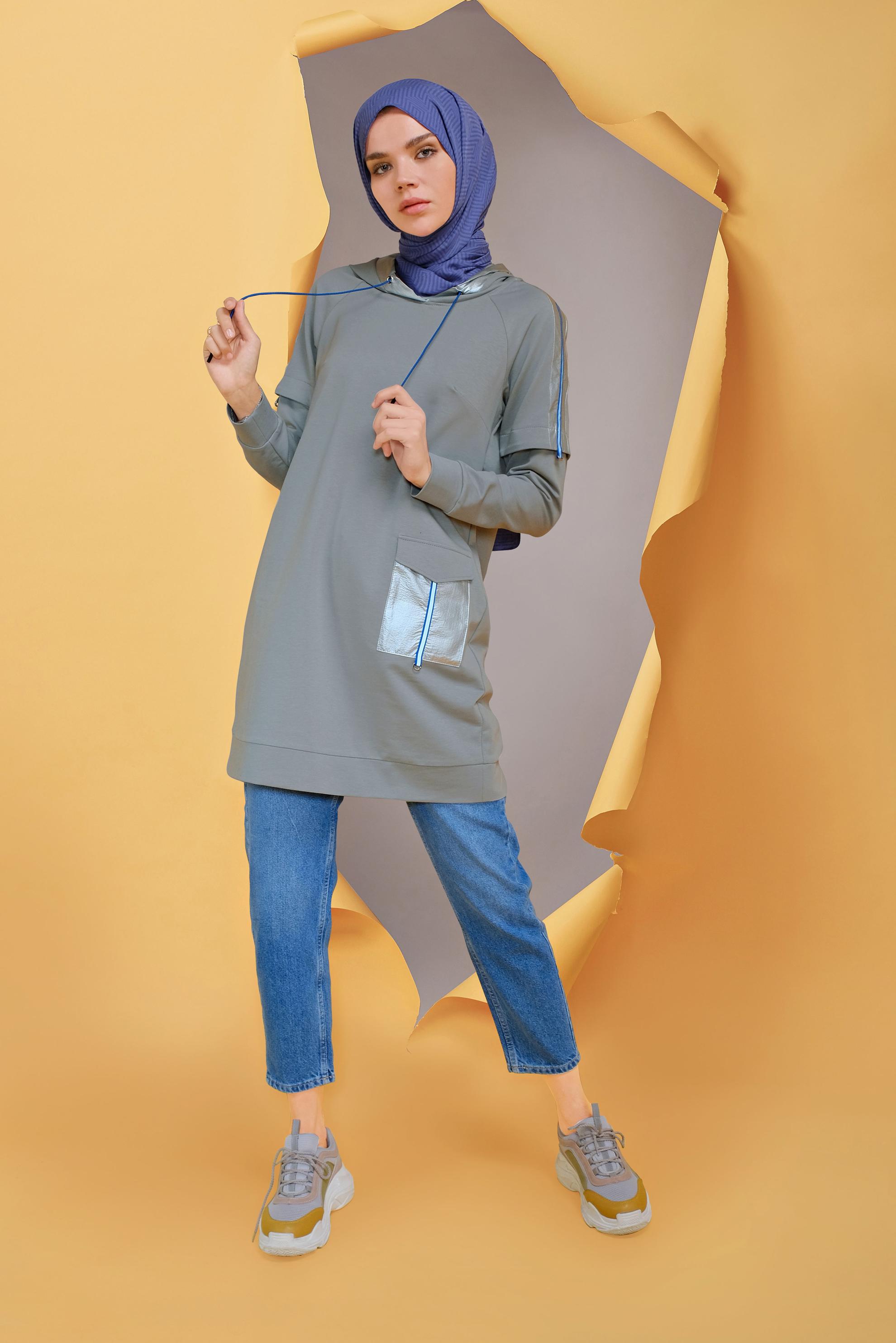 Tesettür giyim GÜMÜŞ CEP DETAYLI KAPÜŞONLU TUNİK 41693