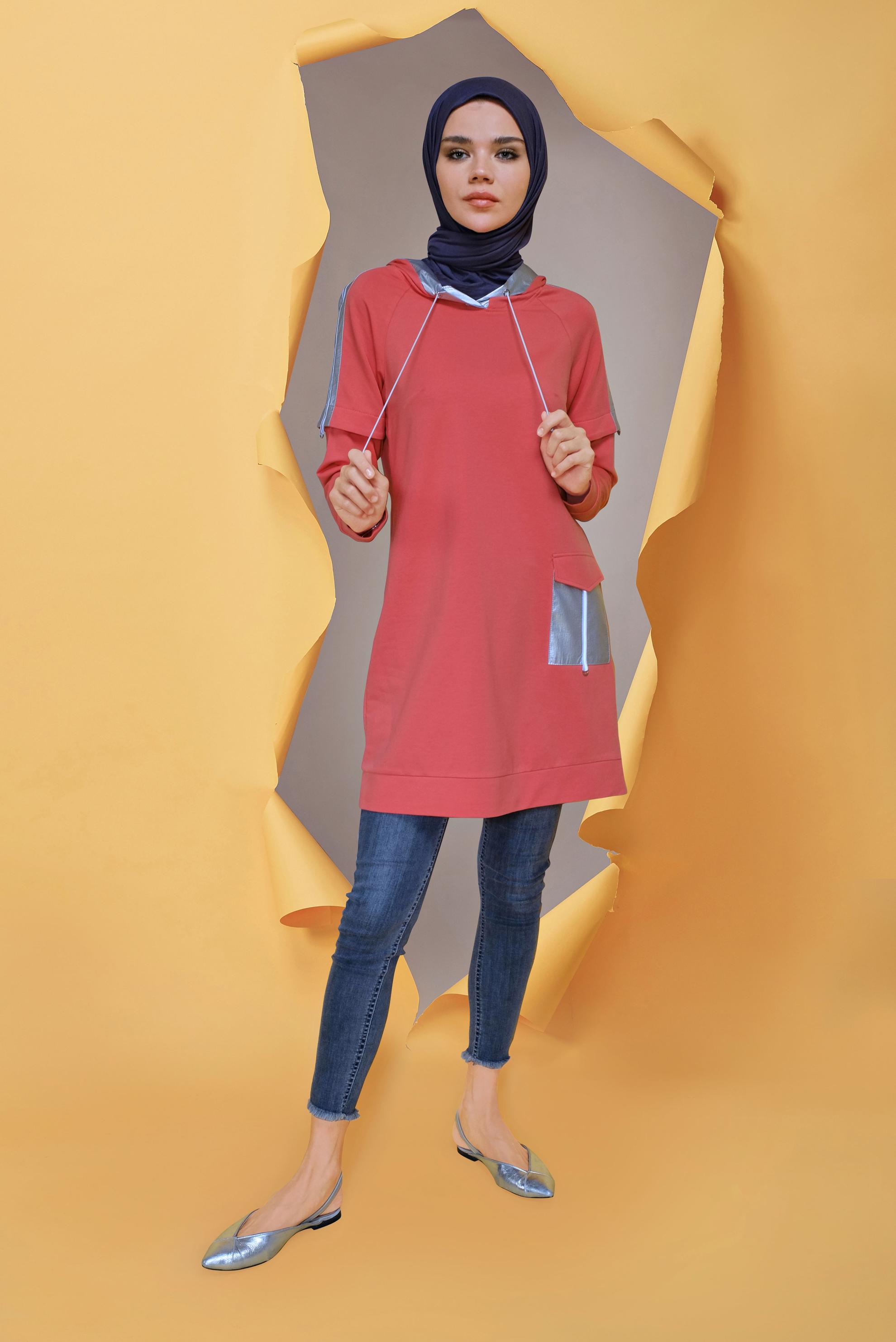 Tesettür giyim MERCAN CEP DETAYLI KAPÜŞONLU TUNİK 41693