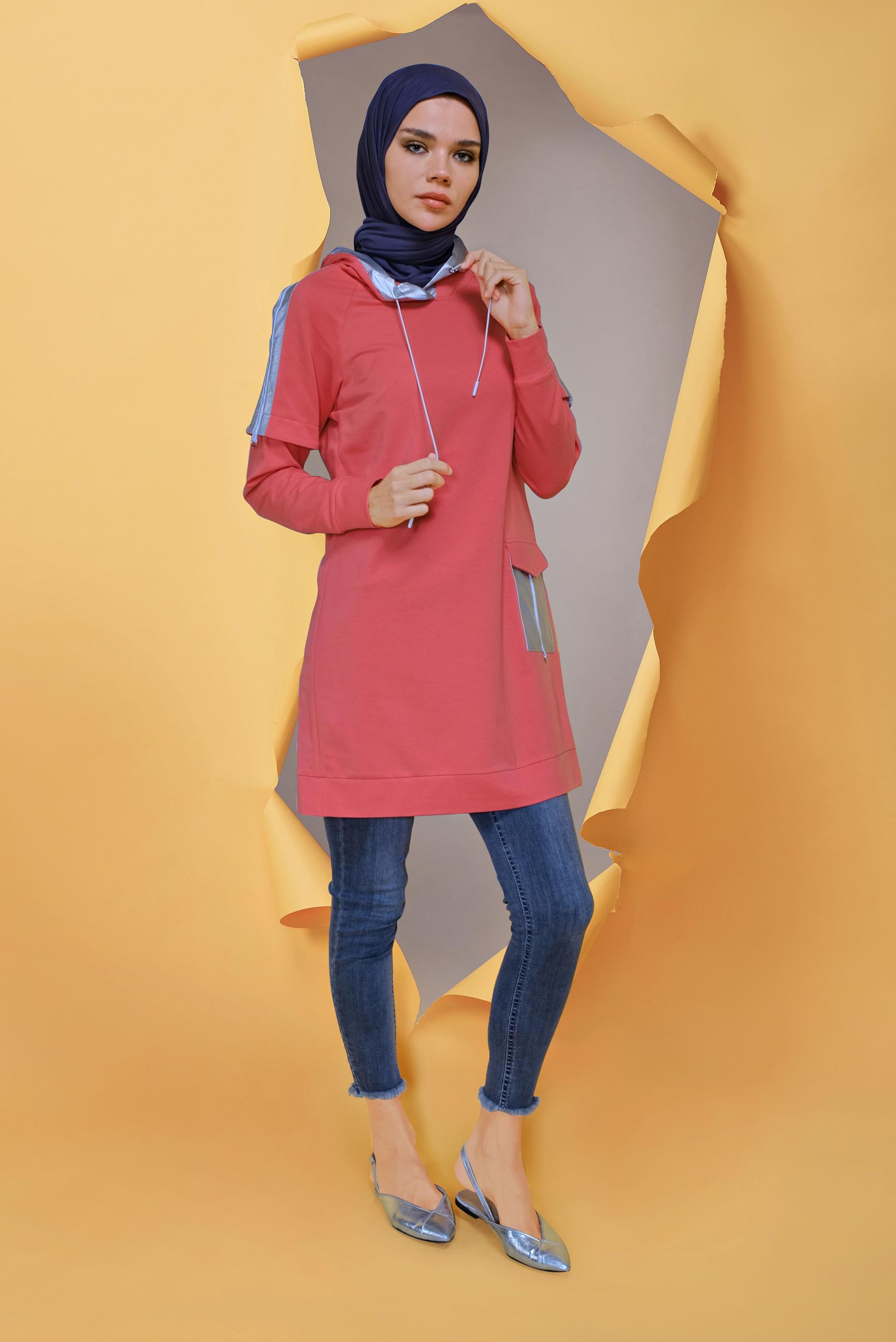 Tesettür giyim MERCAN CEP DETAYLI KAPÜŞONLU TUNİK 41693