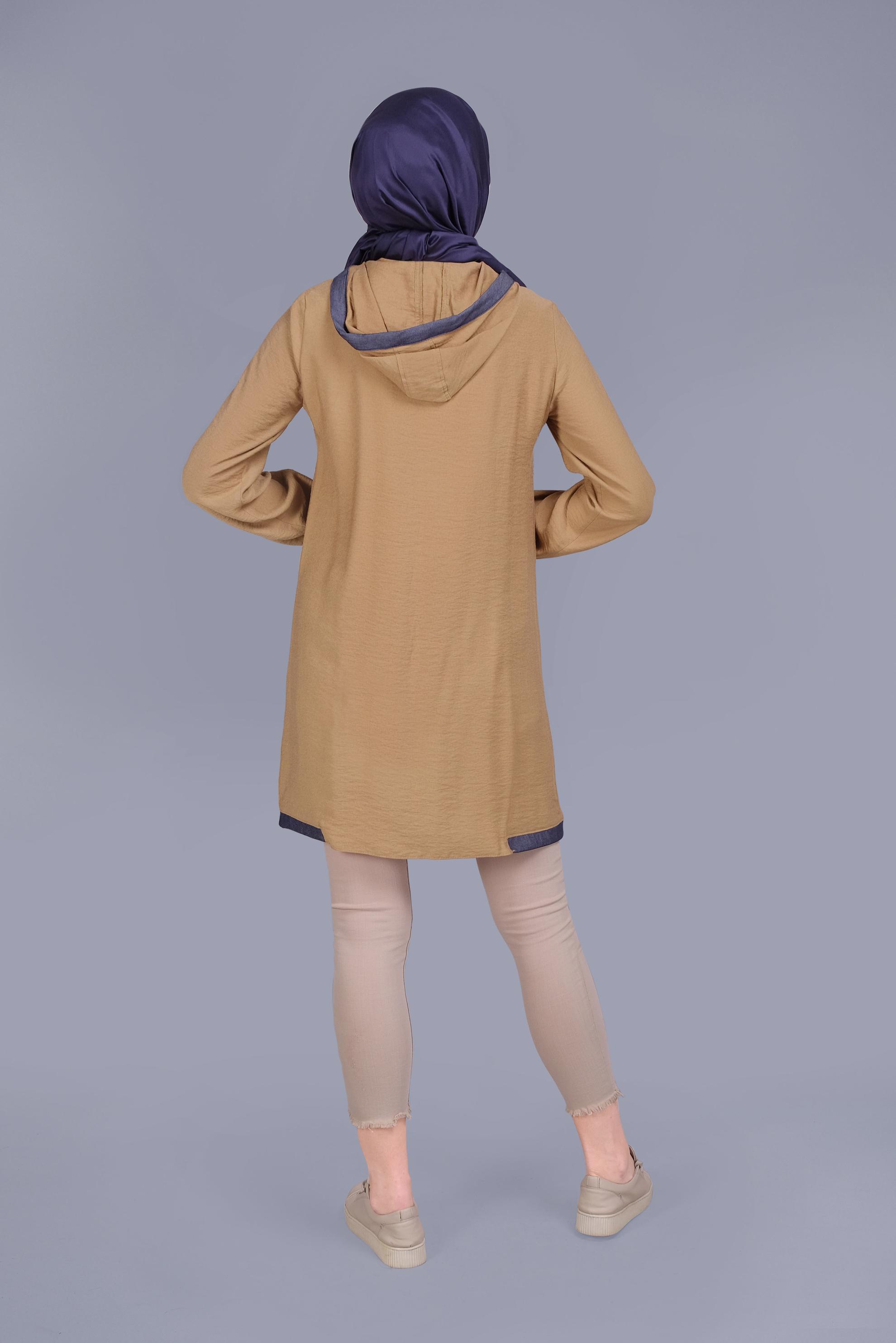 Tesettür giyim KAHVE KAPÜŞONLU DÜĞMELİ VİSKOZ TUNİK 41696 