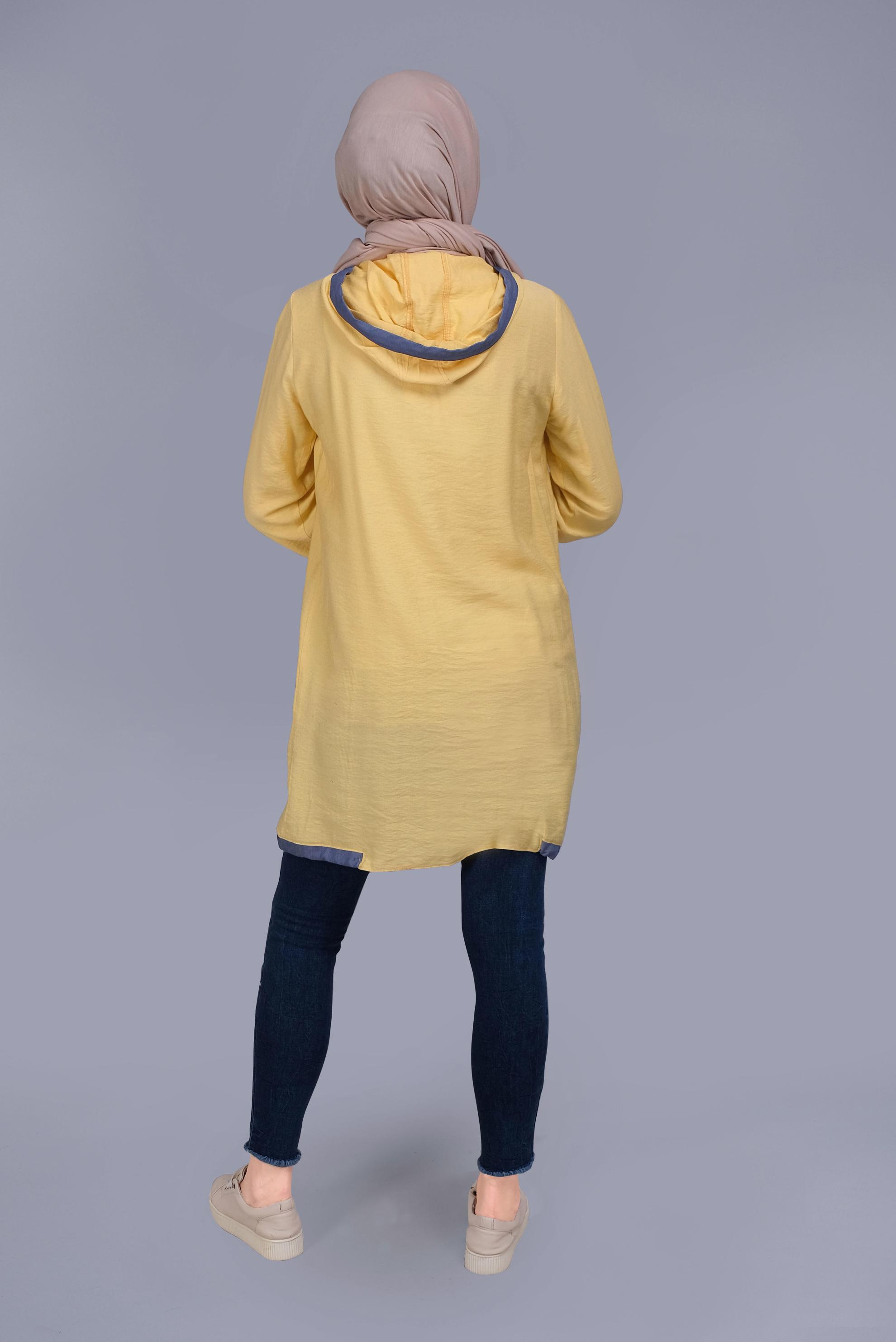Tesettür giyim SARI KAPÜŞONLU DÜĞMELİ VİSKOZ TUNİK 41696 