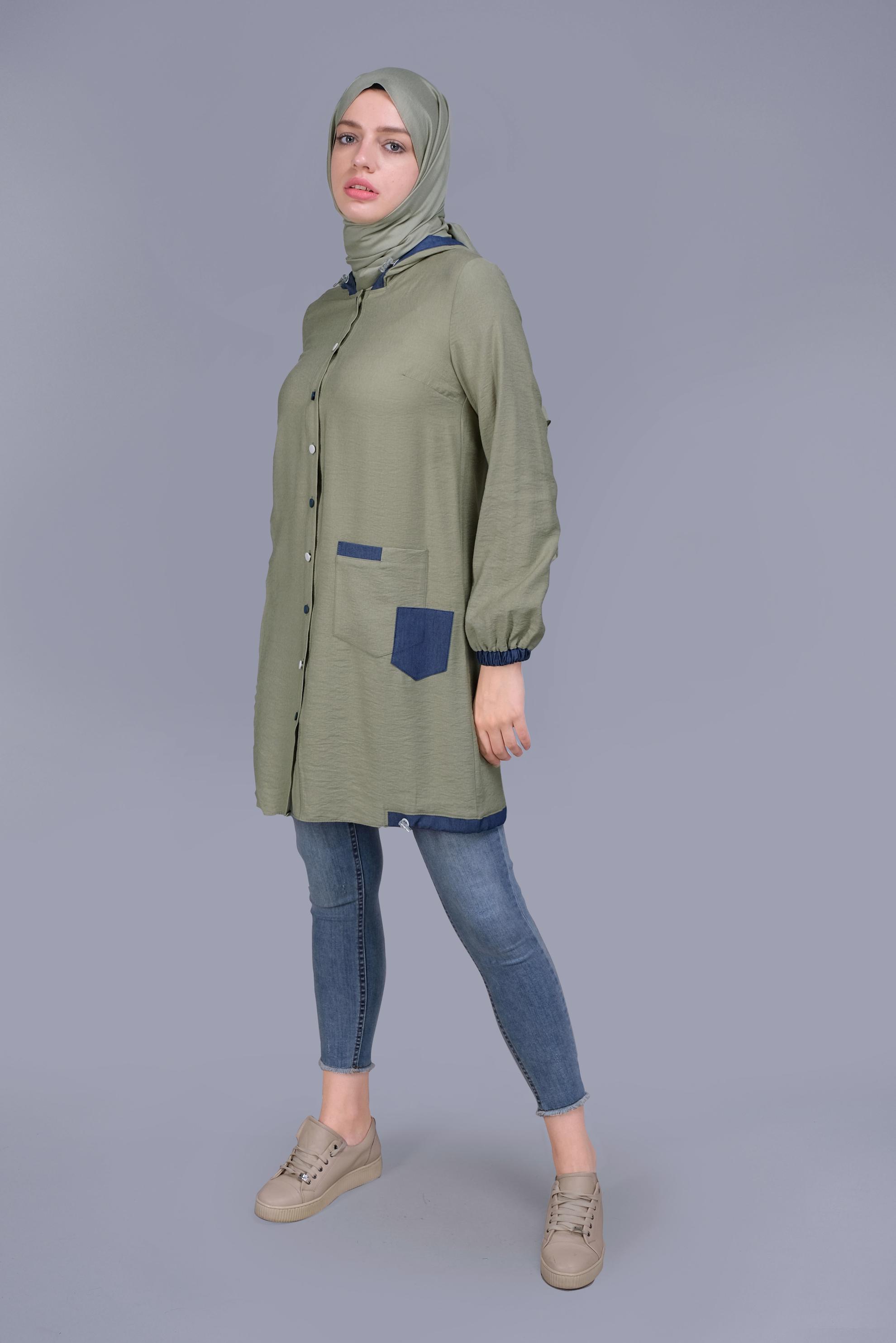 Tesettür giyim YEŞİL KAPÜŞONLU DÜĞMELİ VİSKOZ TUNİK 41696 