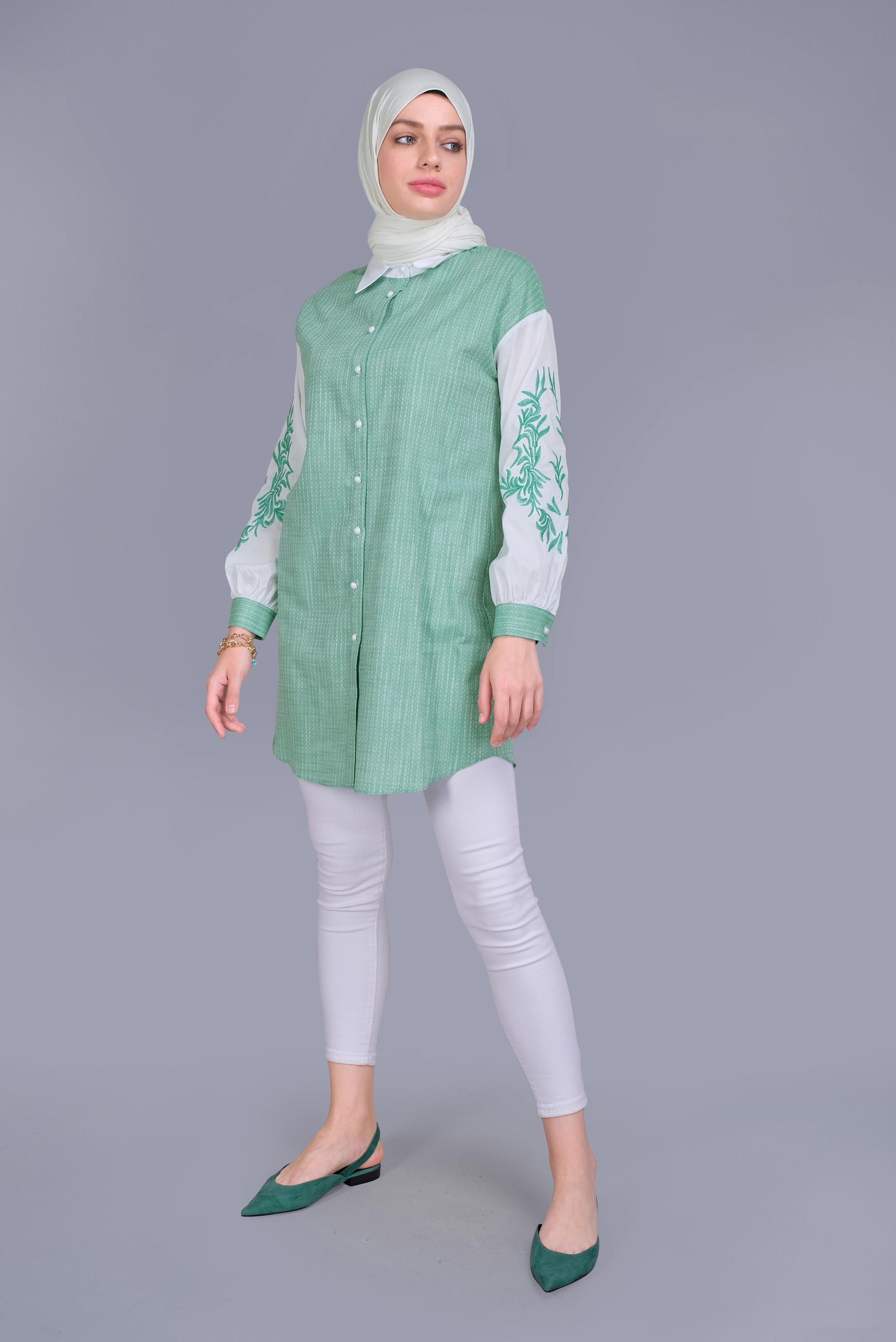 Tesettür giyim YEŞİL NAKIŞ DETAYLI KIÇILLI TUNİK 41703