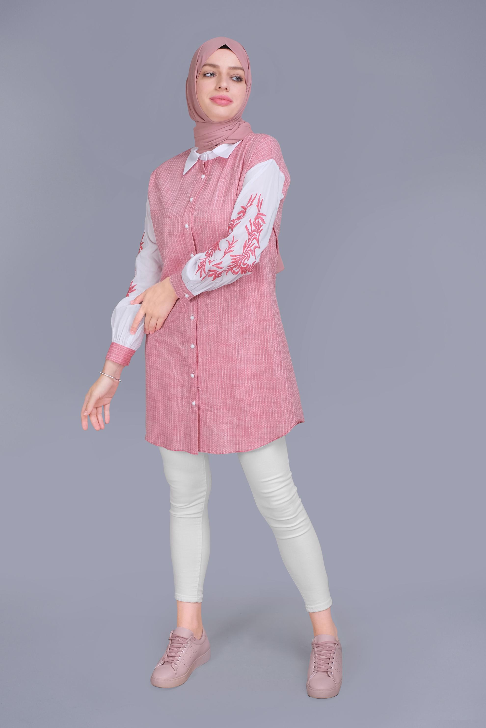 Tesettür giyim KIRMIZI NAKIŞ DETAYLI KIÇILLI TUNİK 41703