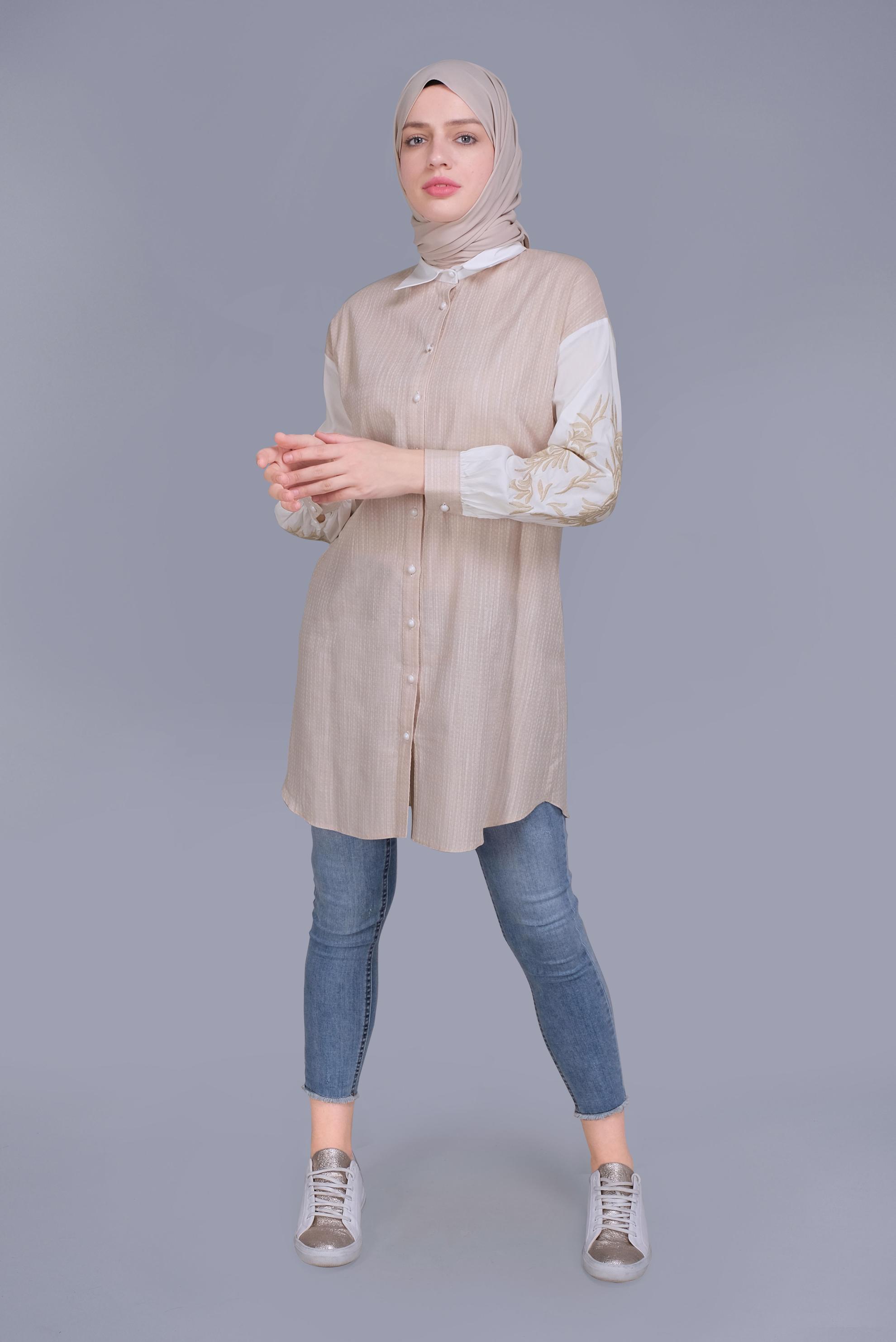 Tesettür giyim BEJ NAKIŞ DETAYLI KIÇILLI TUNİK 41703