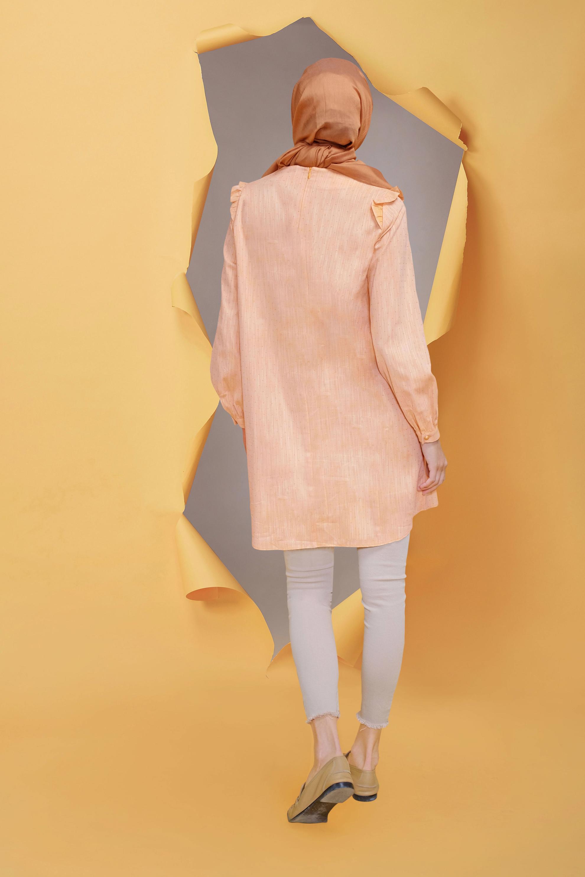 Tesettür giyim SARI NAKIŞ DETAYLI TUNİK 41704