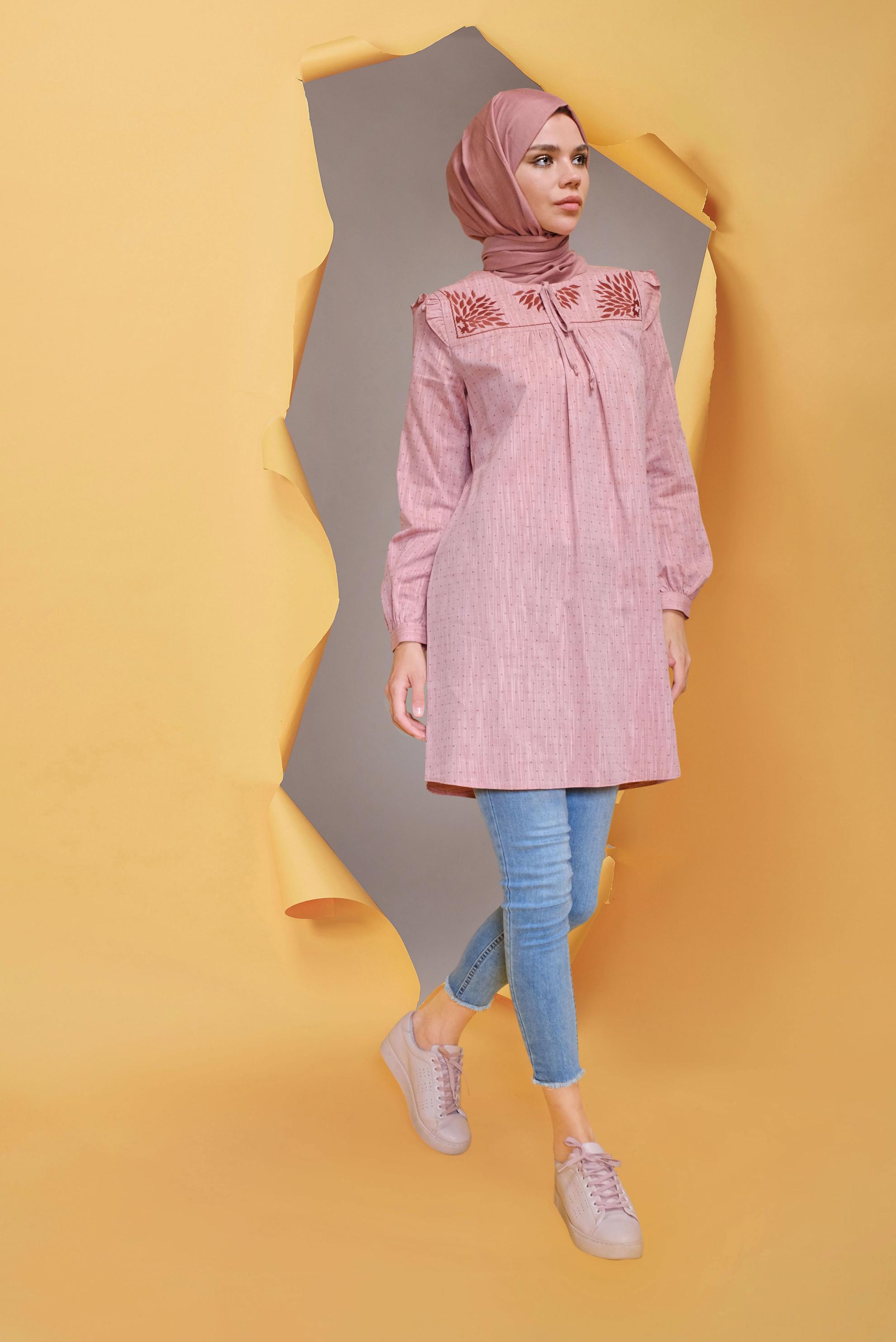 Tesettür giyim TURUNCU NAKIŞ DETAYLI TUNİK 41704