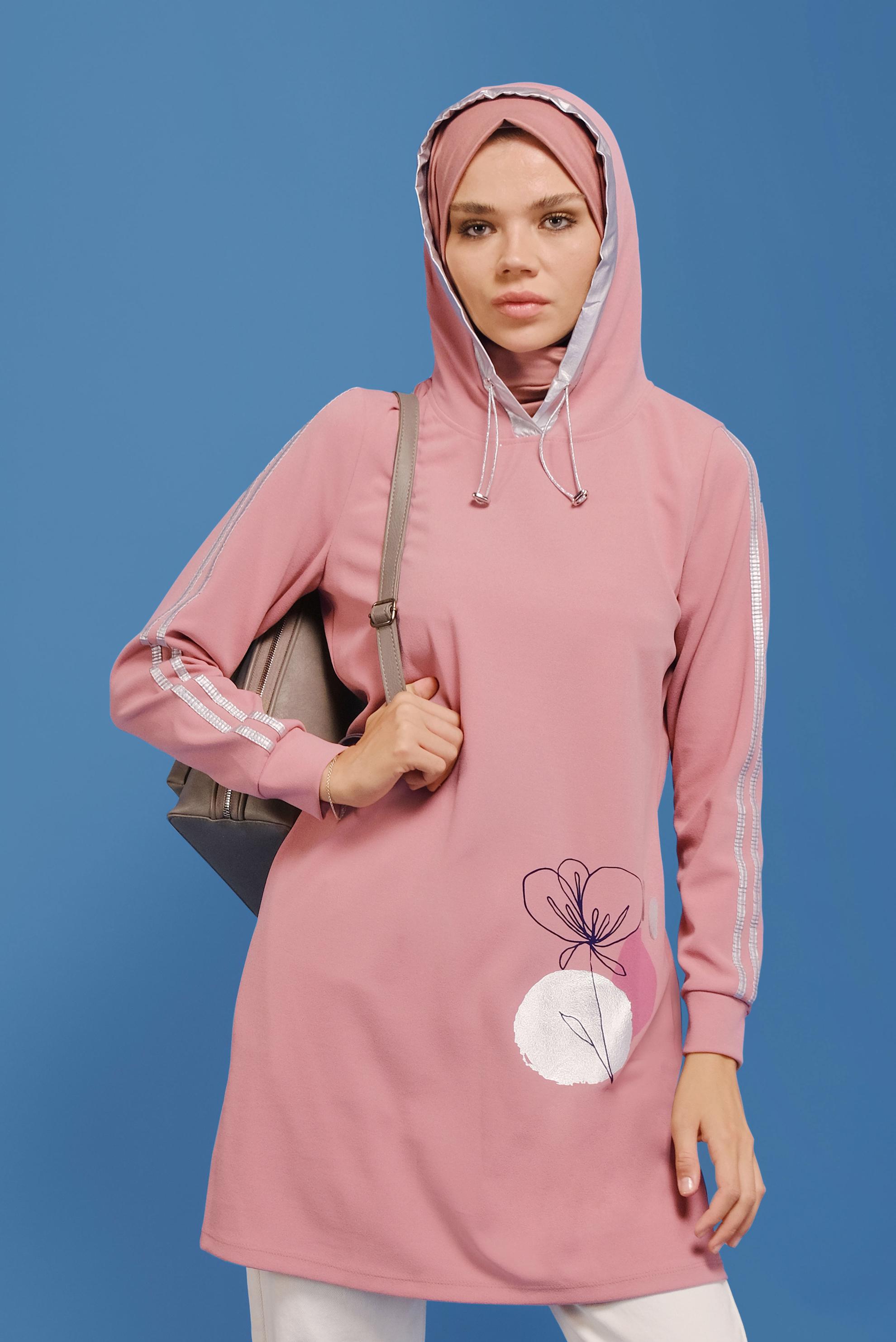 Tesettür giyim PUDRA YALDIZ BASKILI KAPÜŞONLU TUNİK 41705