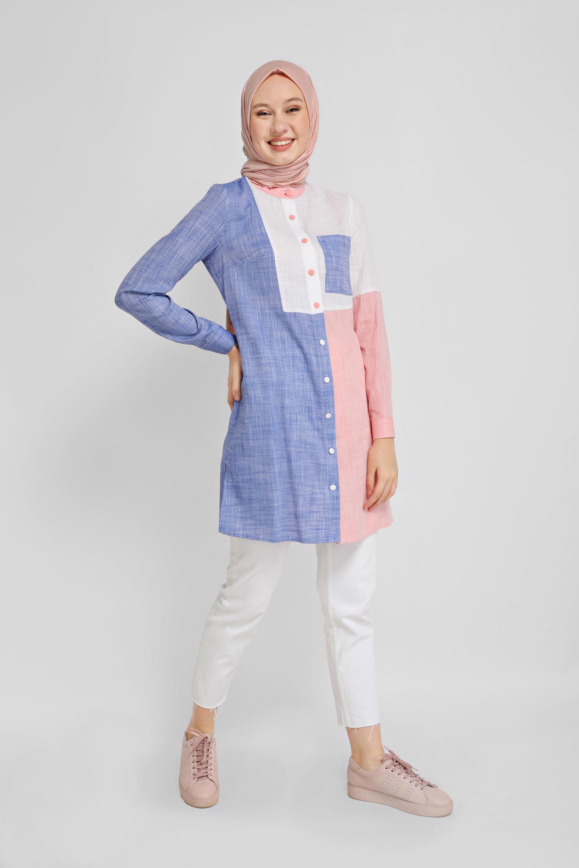 Tesettür giyim LACİVERT DÜĞMELİ PARÇALI CEPLİ TUNİK 41725 