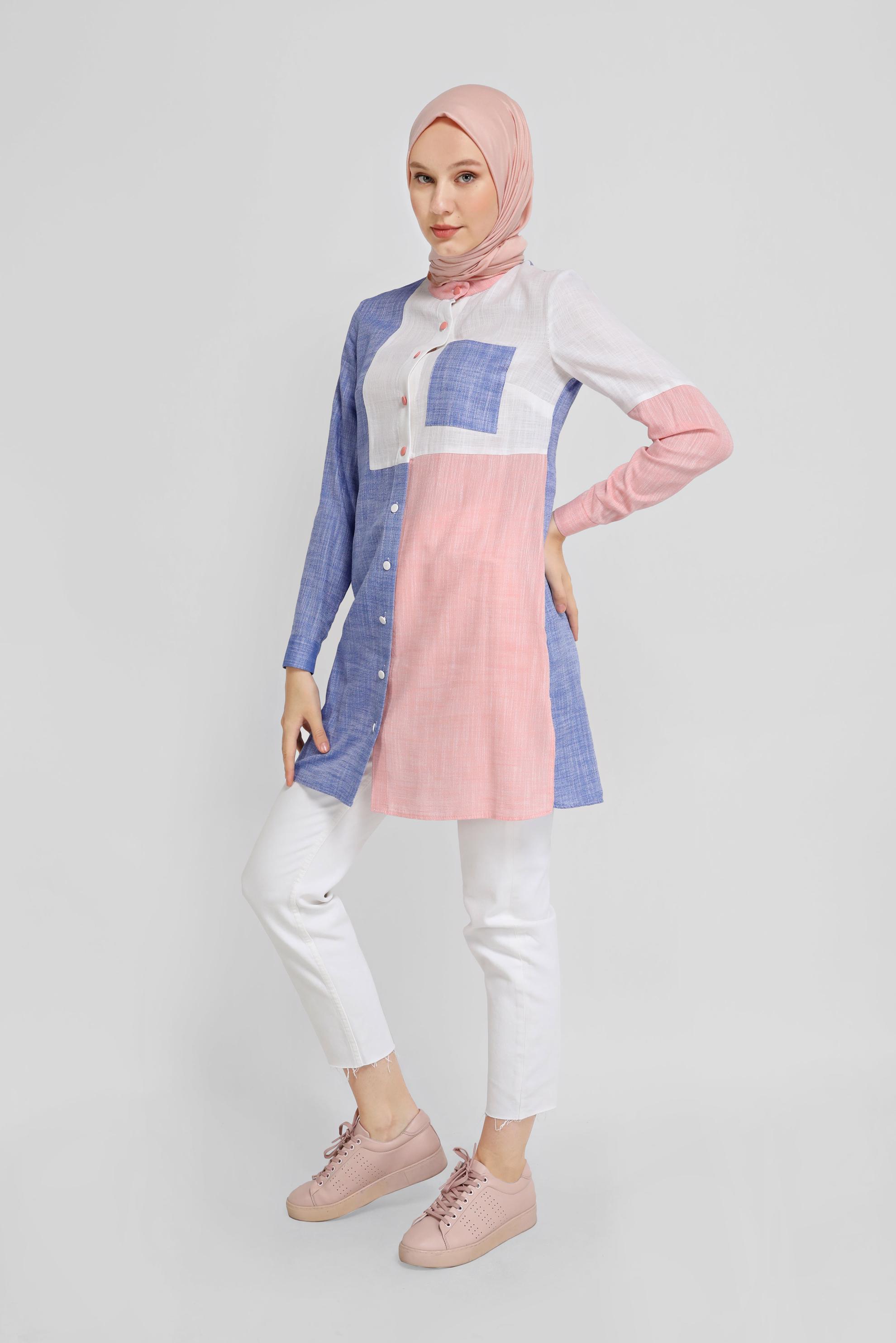 Tesettür giyim LACİVERT DÜĞMELİ PARÇALI CEPLİ TUNİK 41725 