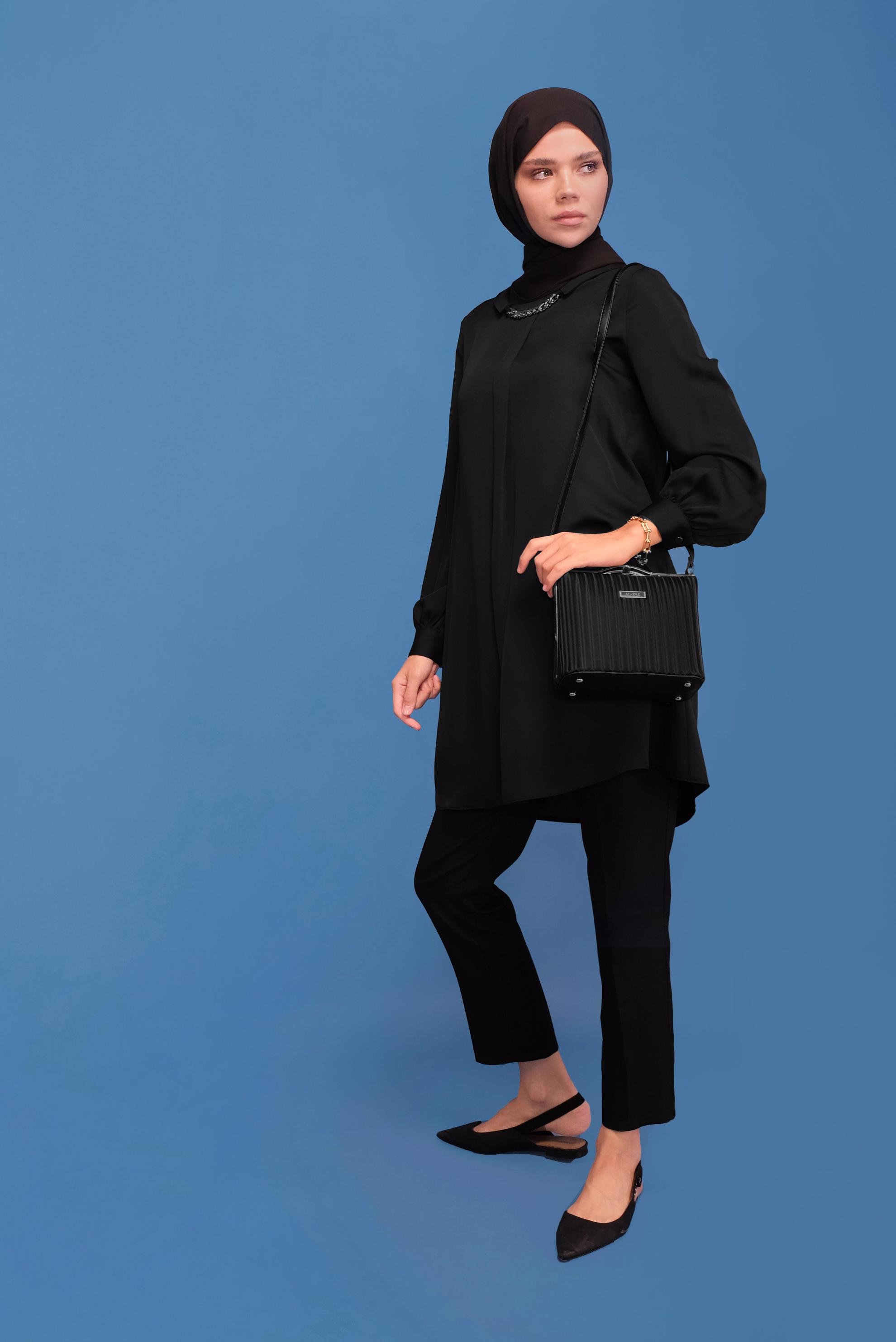 Tesettür giyim SİYAH ZİNCİR DETAYLI TUNİK 41746 