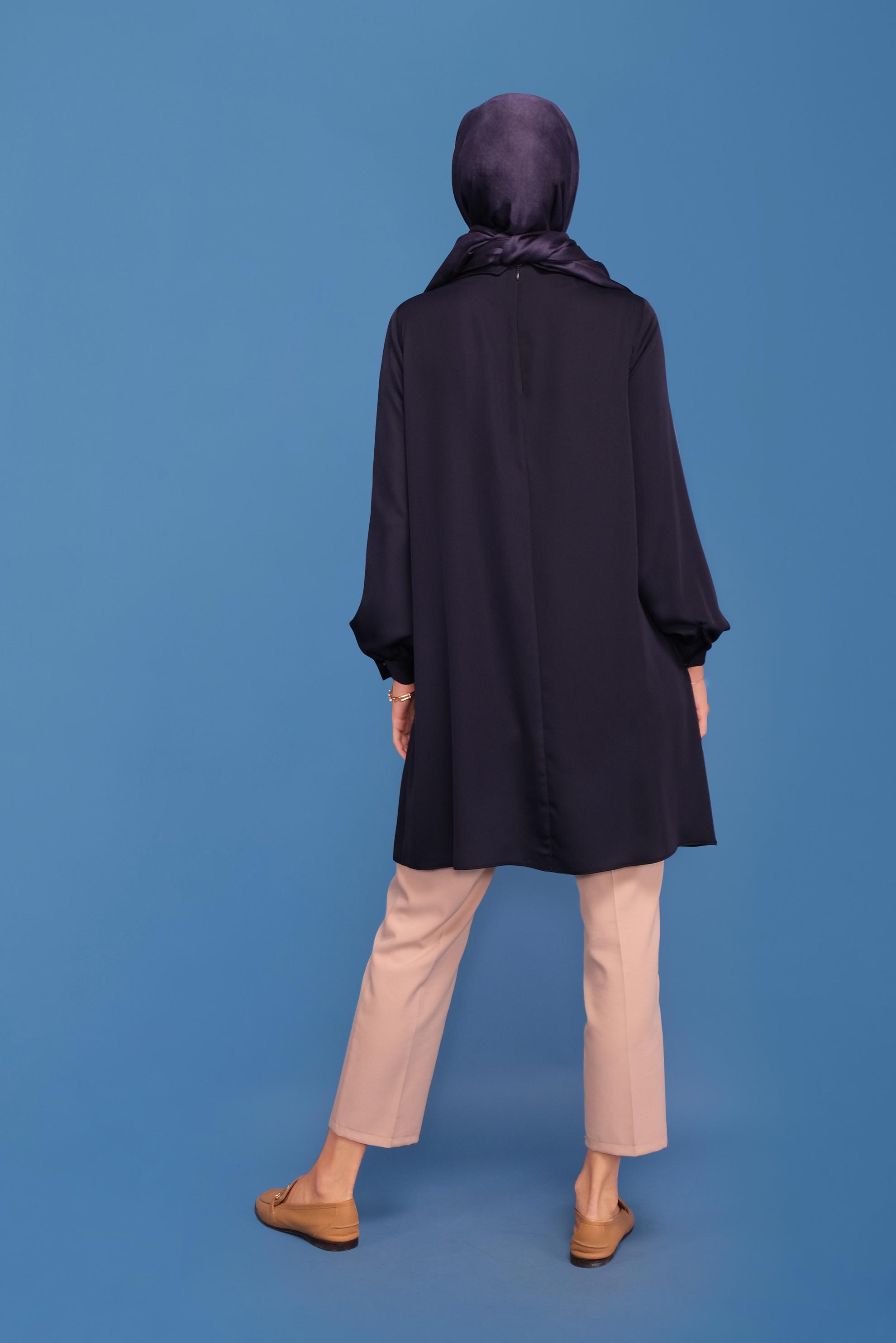 Tesettür giyim LACİVERT ZİNCİR DETAYLI TUNİK 41746 