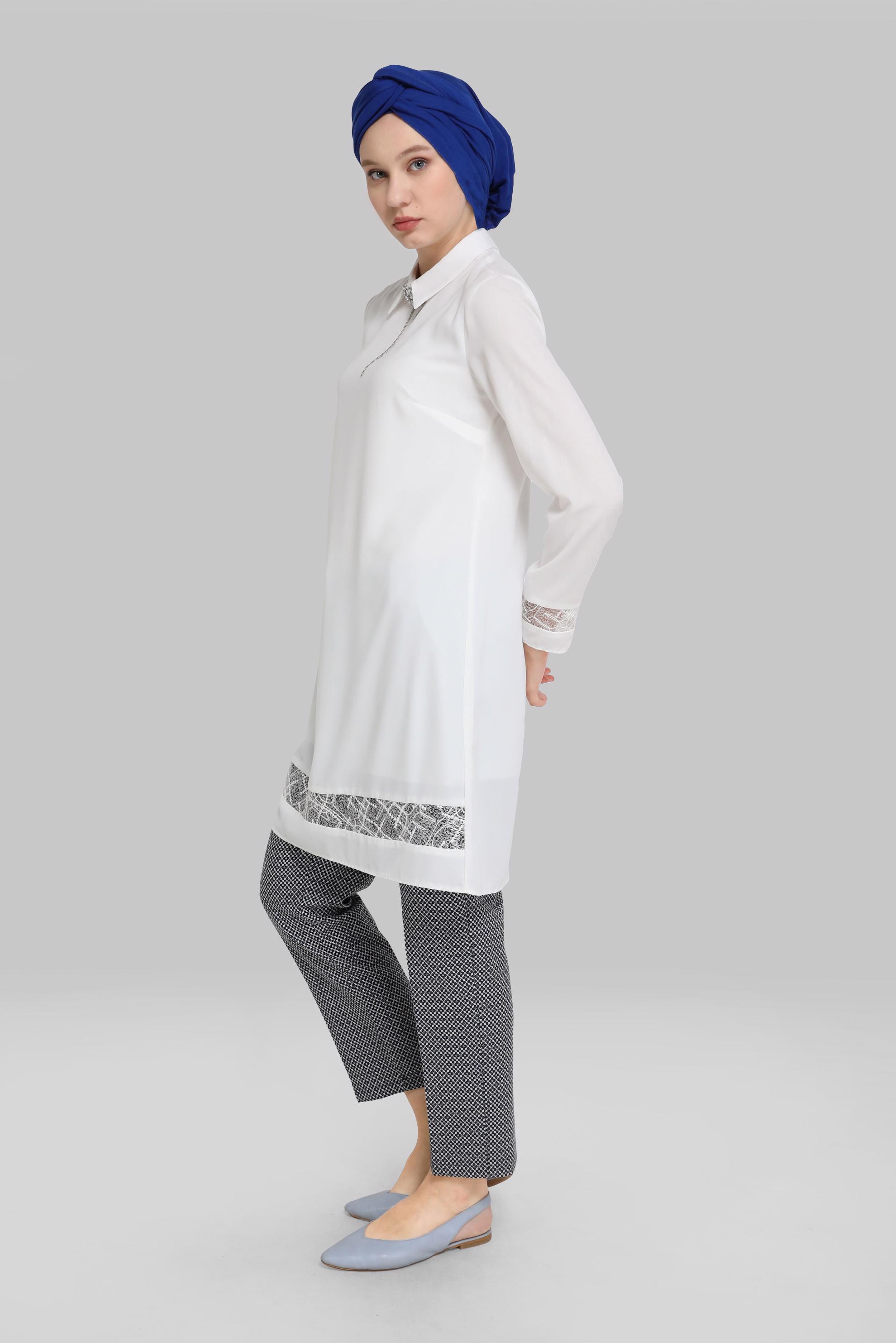 Tesettür giyim BEYAZ GÜPÜR DETAYLI TUNİK 41779 