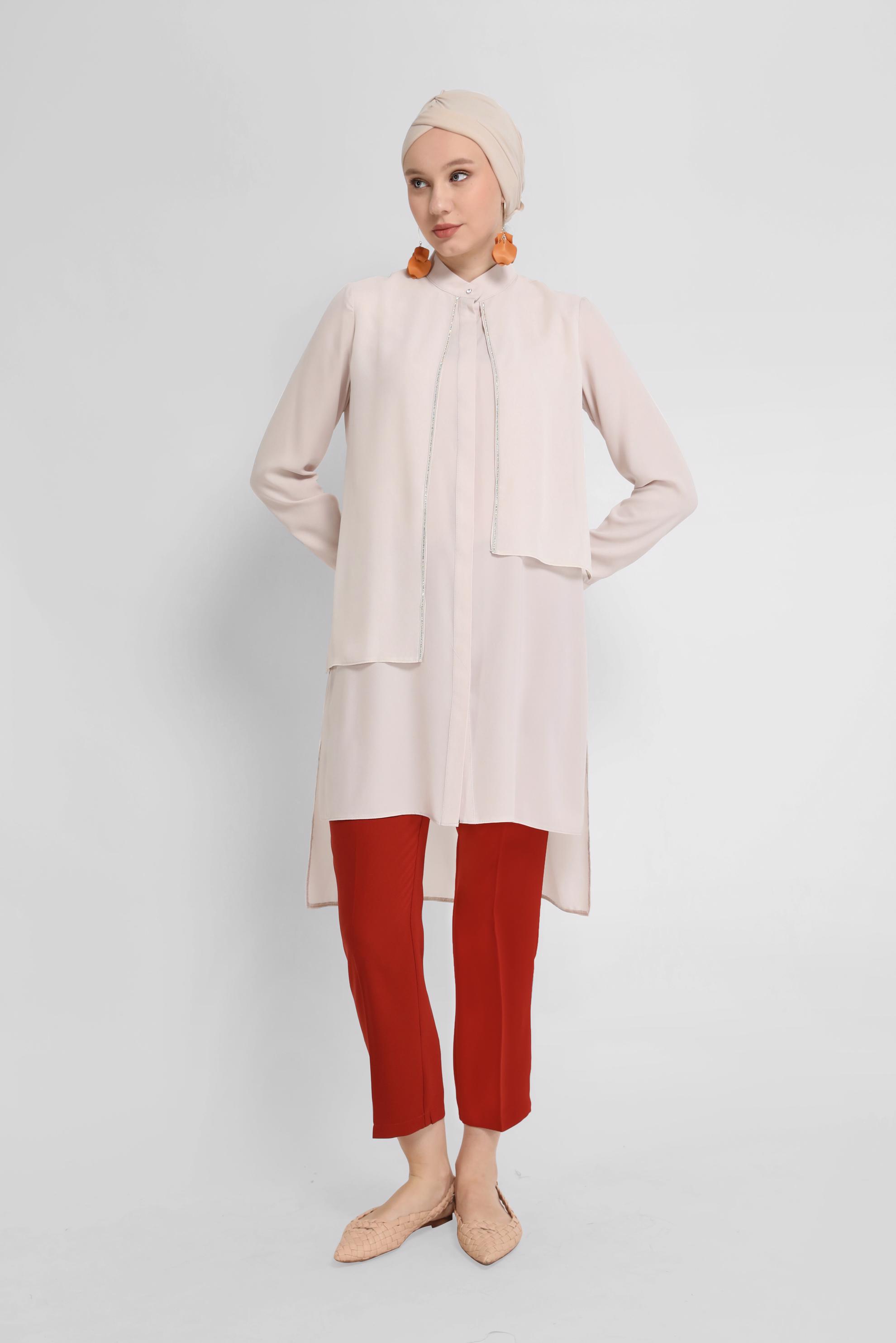 Tesettür giyim EKRU HAKİM YAKA TAŞ BASKILI TUNİK 41780