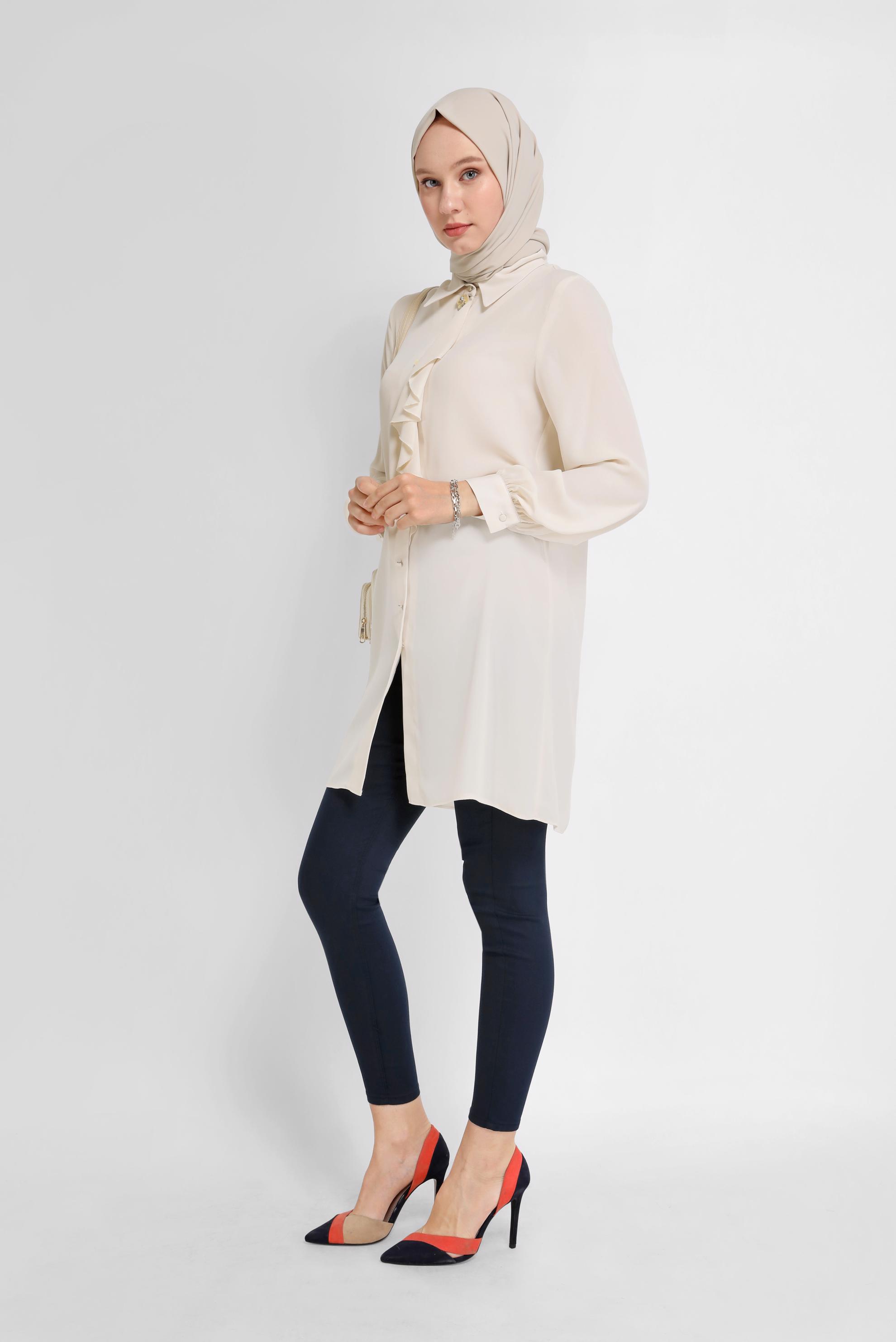 Tesettür giyim BEJ YAKA DETAYLI TUNİK 41784