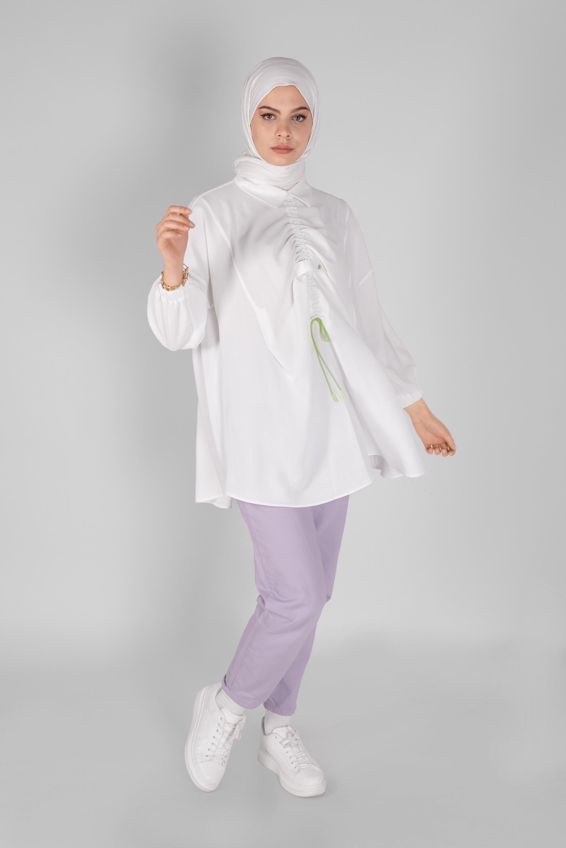 Tesettür giyim BEYAZ BAĞCIKLI GENİŞ KESİM TUNİK 41792