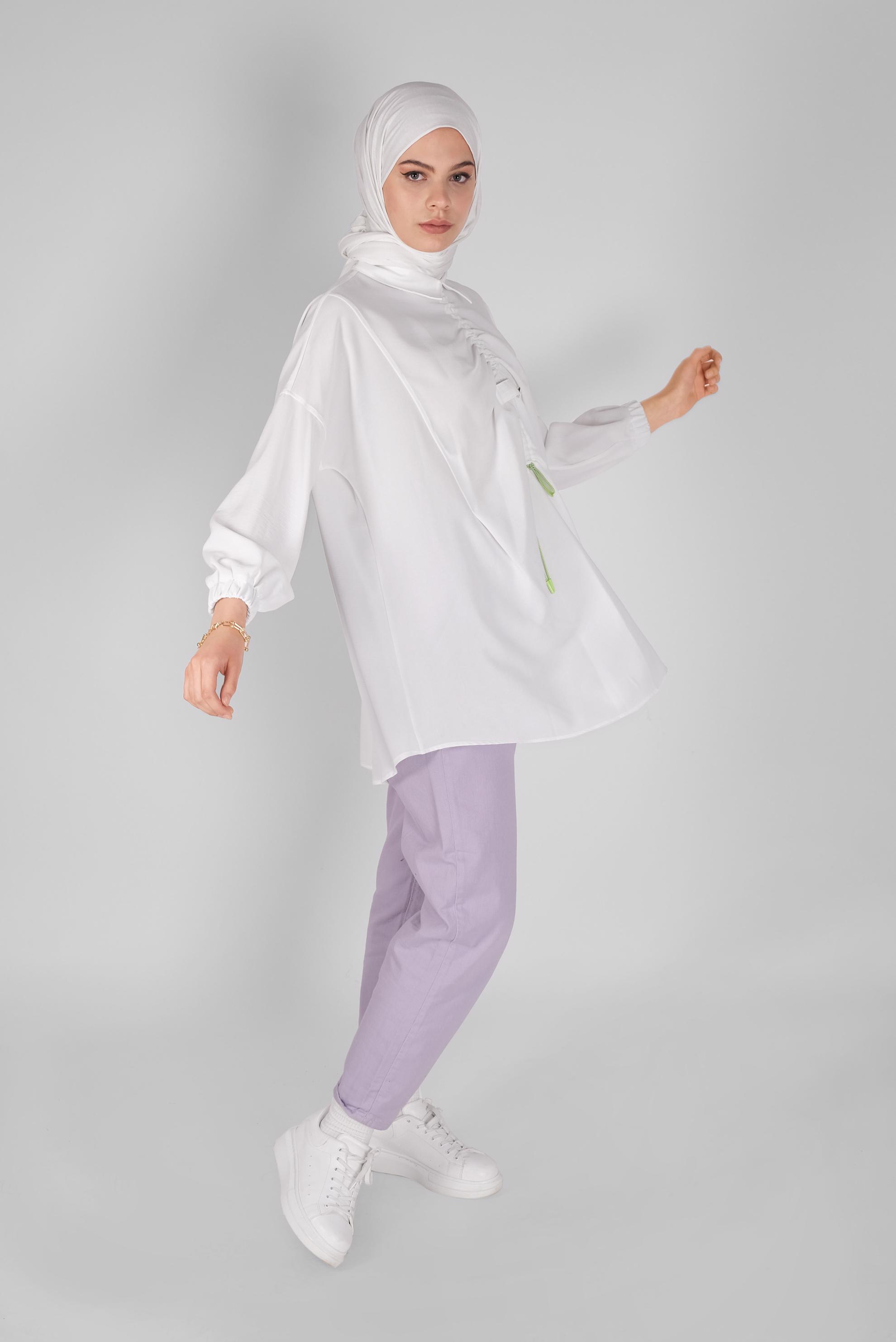 Tesettür giyim BEYAZ BAĞCIKLI GENİŞ KESİM TUNİK 41792