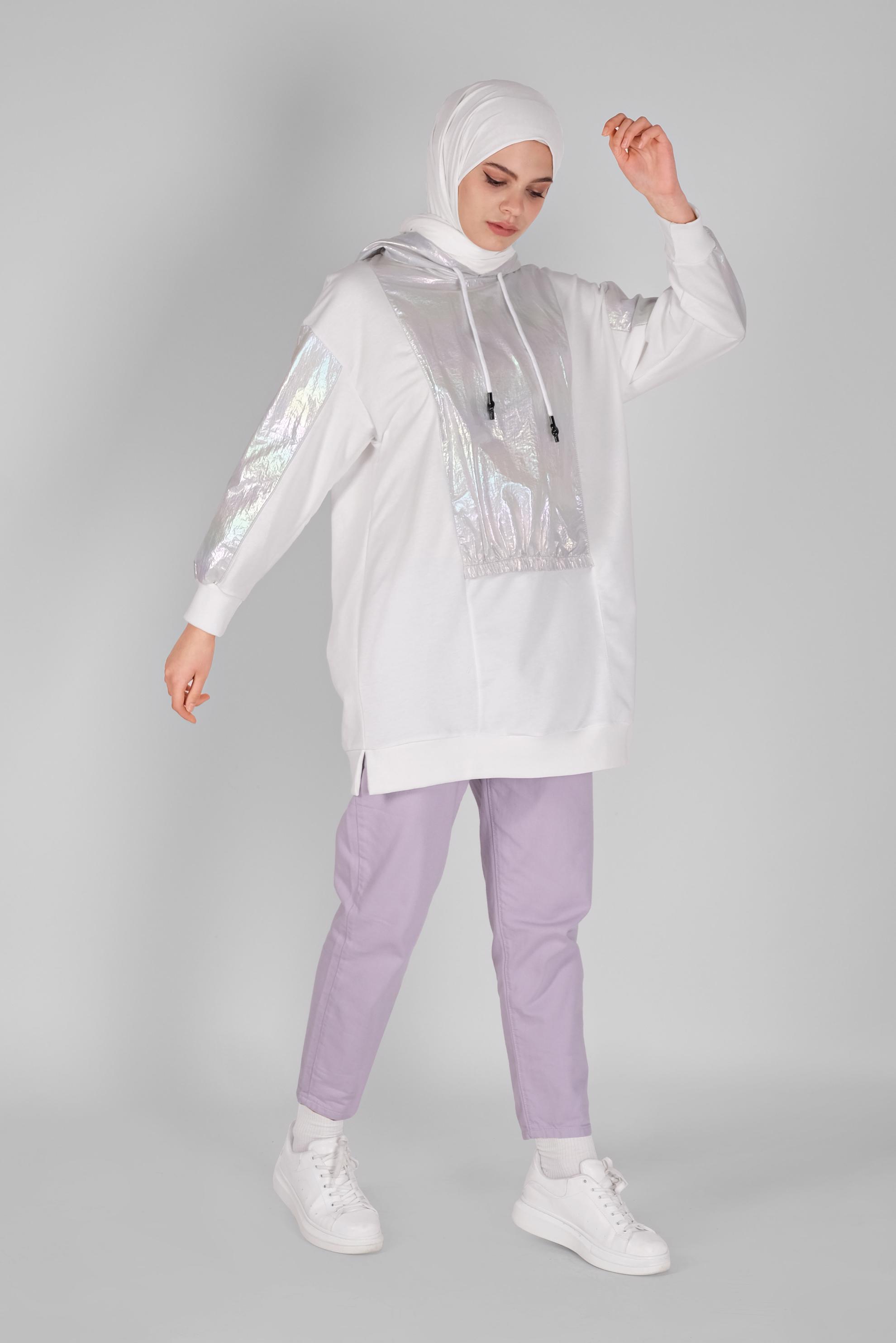 Tesettür giyim EKRU FOİLLİ KAPÜŞONLU BAĞCIKLI TUNİK 41794