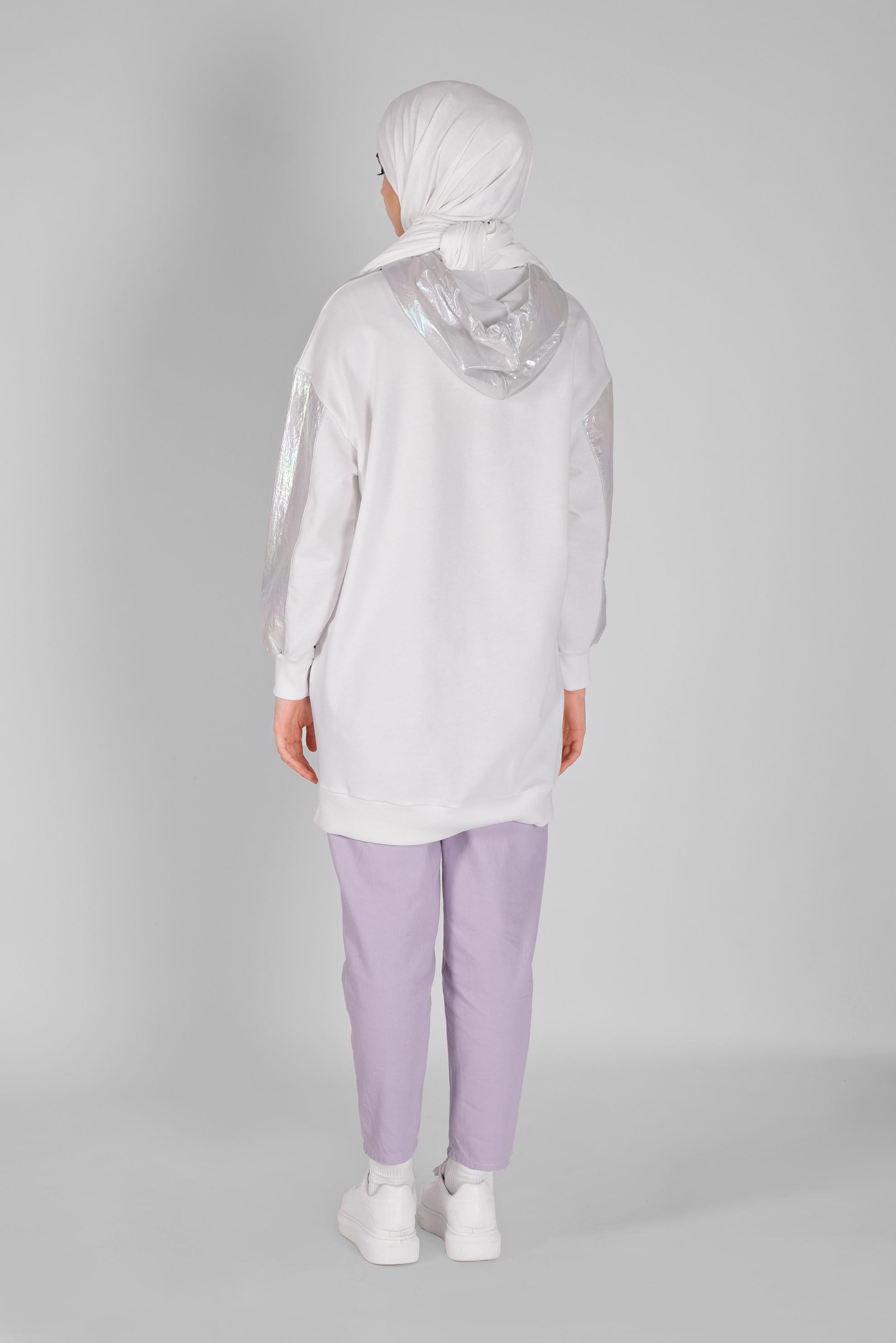 Tesettür giyim EKRU FOİLLİ KAPÜŞONLU BAĞCIKLI TUNİK 41794