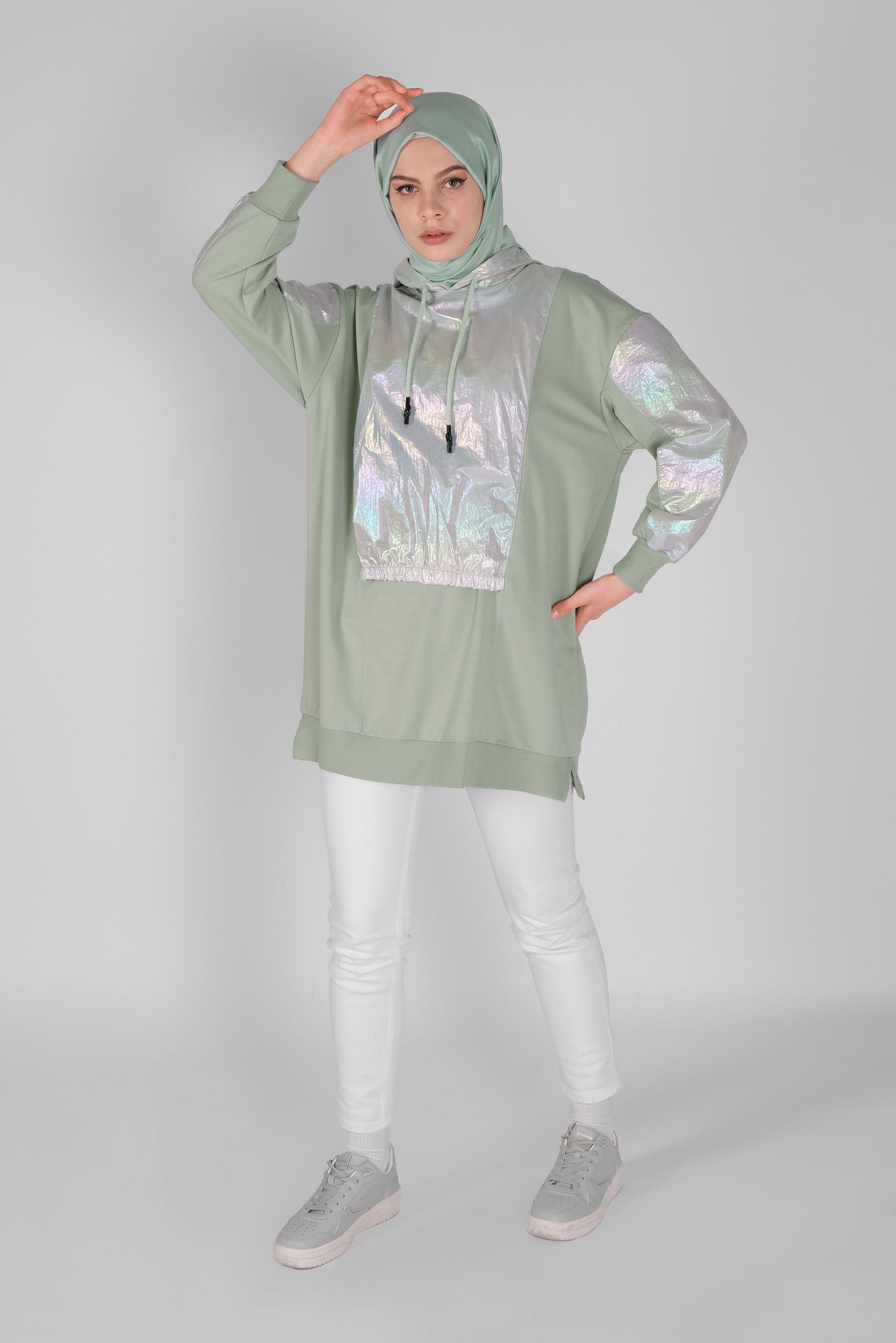 Tesettür giyim YEŞİL FOİLLİ KAPÜŞONLU BAĞCIKLI TUNİK 41794