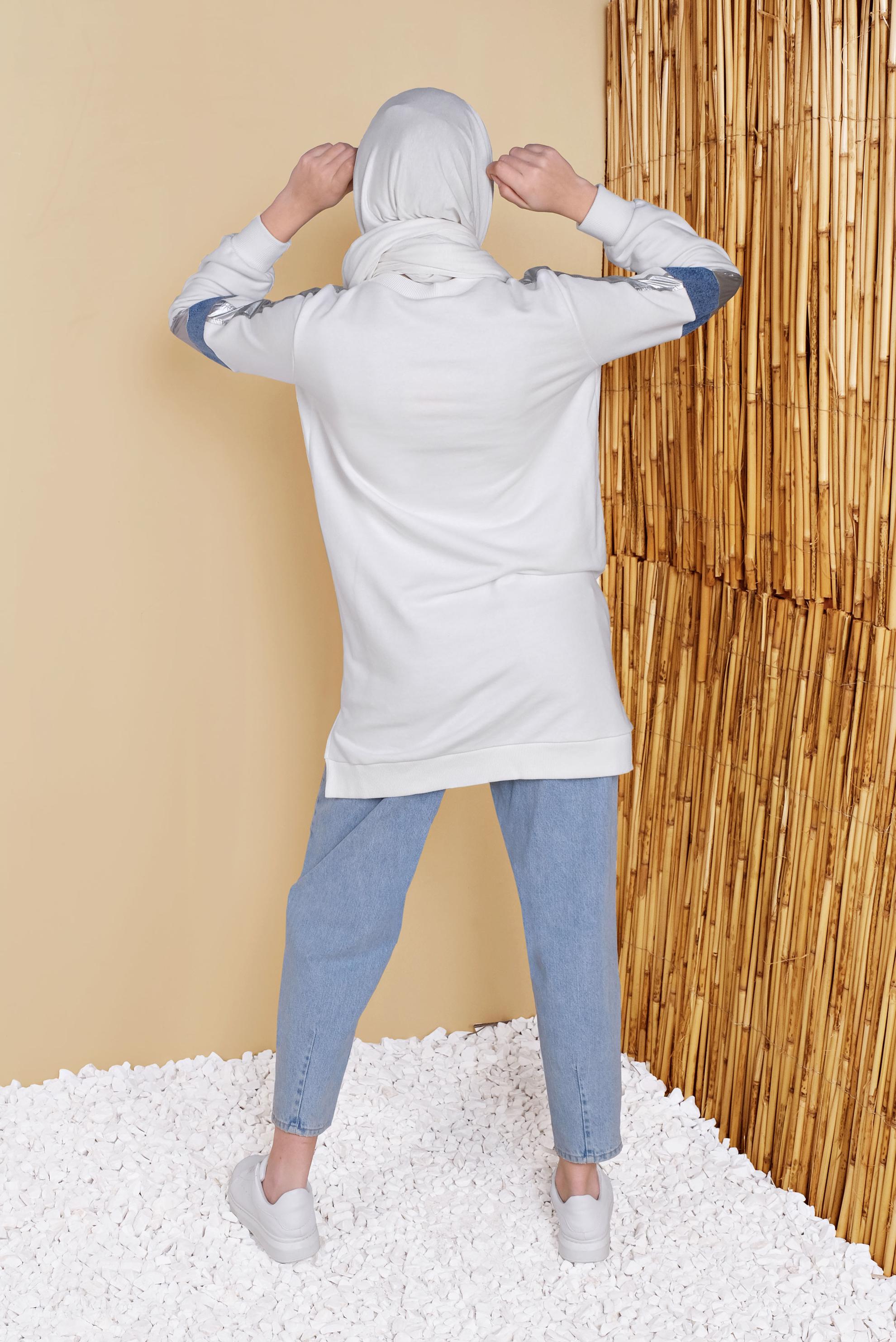 Tesettür giyim EKRU BONCUK İŞLEMELİ YALDIZ DETAYLI TUNİK 41800