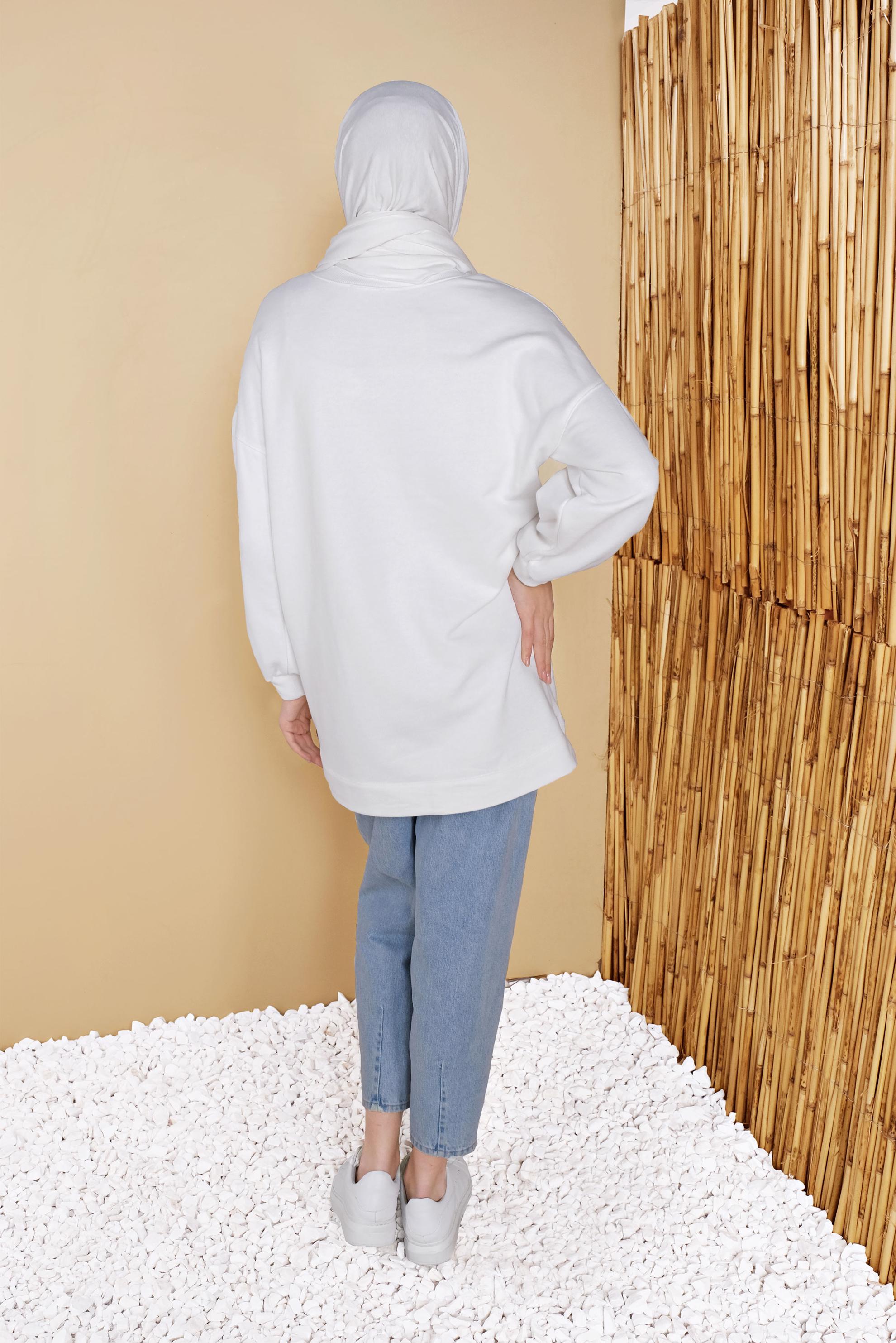 Tesettür giyim BEYAZ CEP DETAYLI İŞLEMELİ TUNİK 41808 