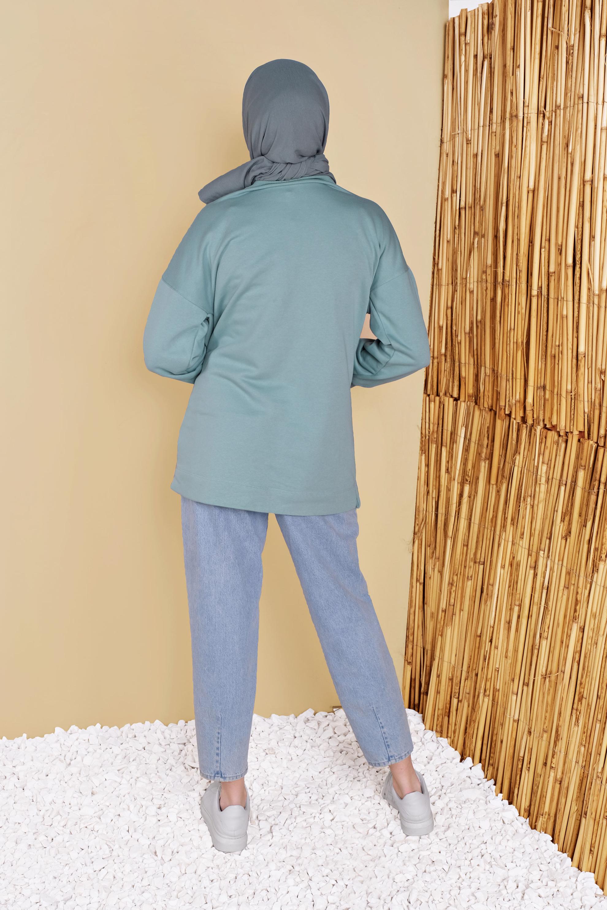 Tesettür giyim YEŞİL CEP DETAYLI İŞLEMELİ TUNİK 41808 