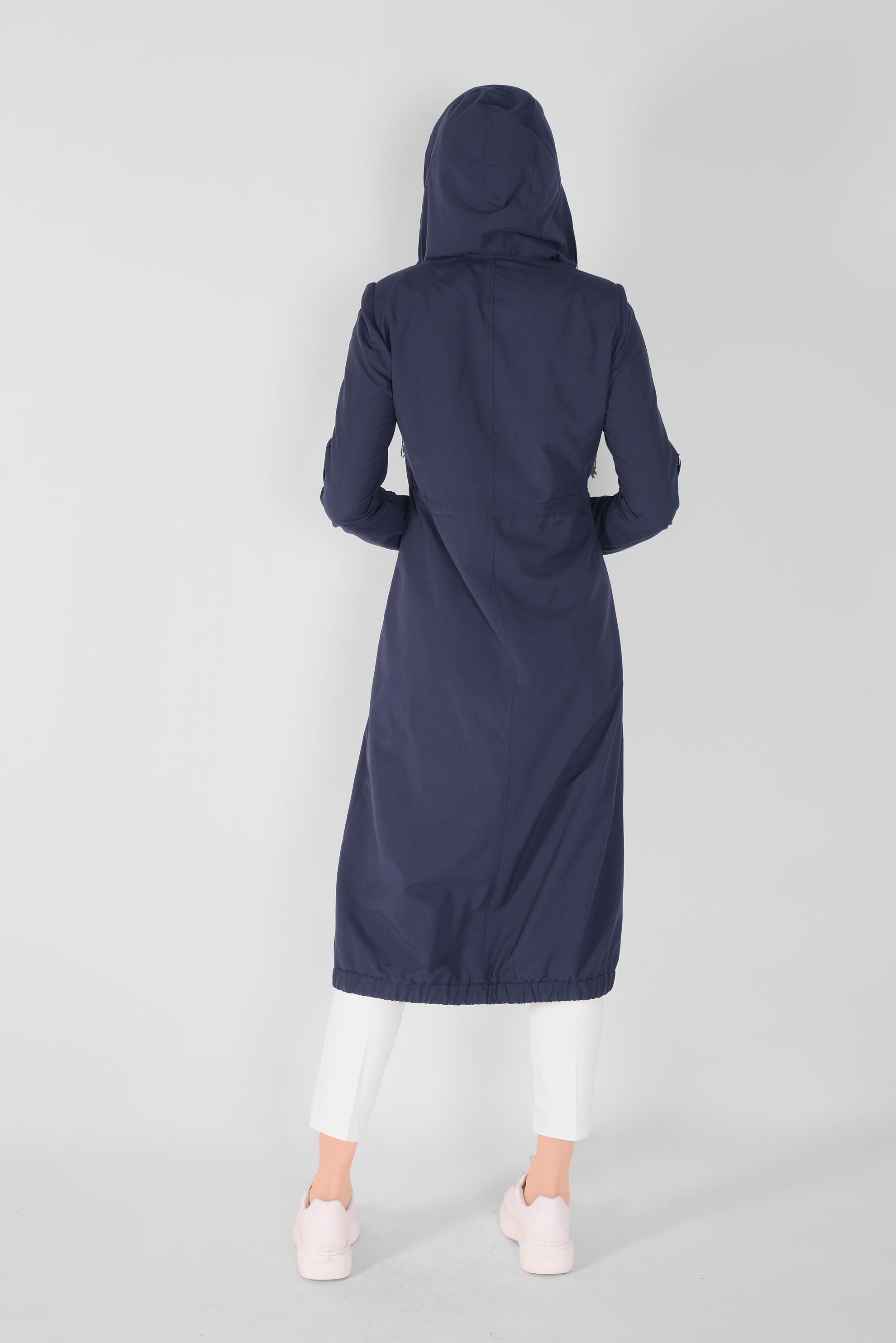 Tesettür giyim LACİVERT BELİ BAĞCIKLI KAPÜŞONU ÇİZGİ DETAYLI  TRENÇKOT  10258 