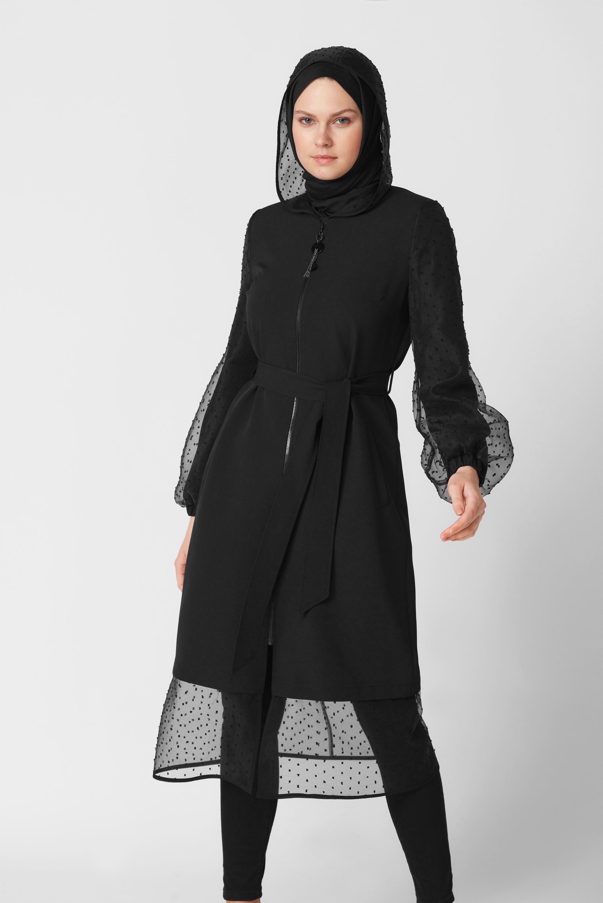 Tesettür giyim SİYAH TÜL DETAYLI KAPÜŞONLU TRENÇKOT 10323