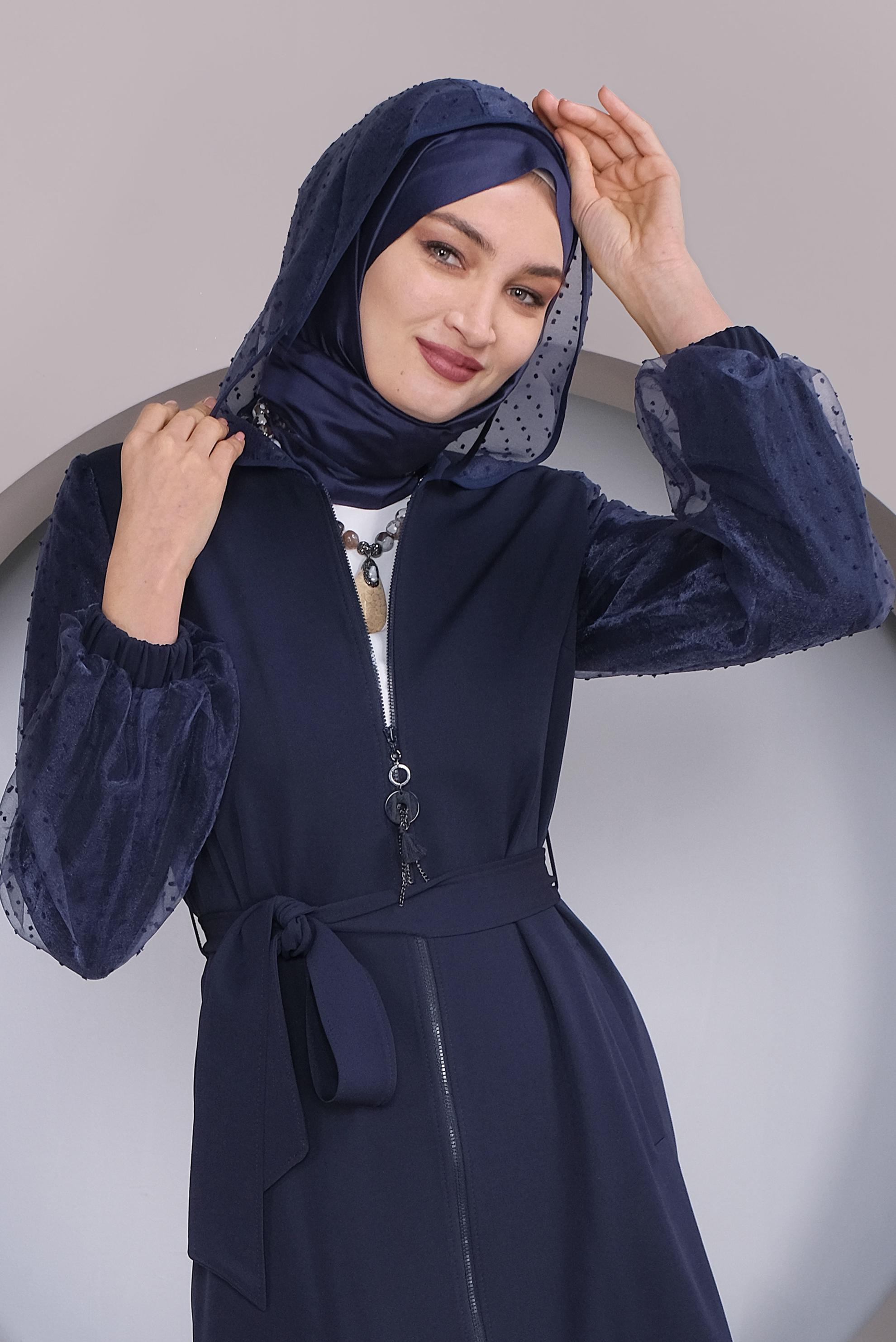 Tesettür giyim LACİVERT TÜL DETAYLI KAPÜŞONLU TRENÇKOT 10323