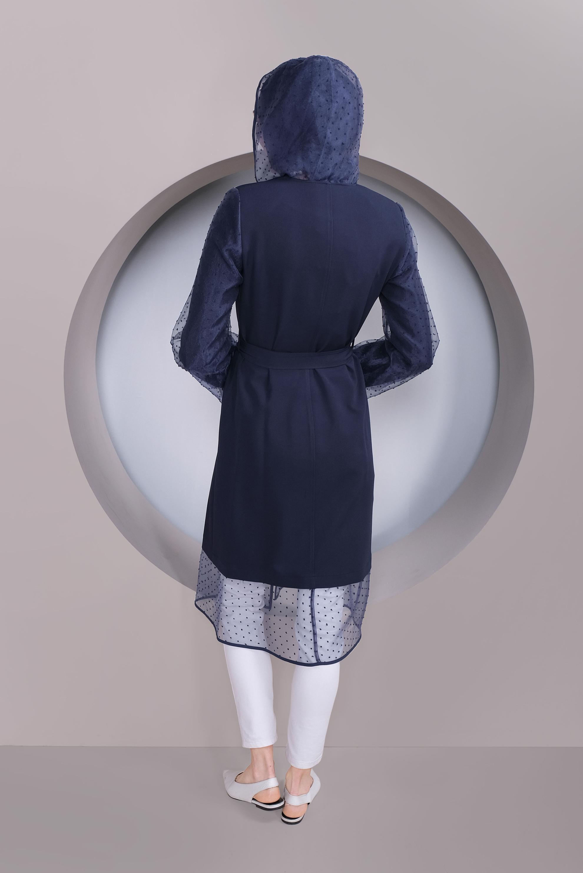 Tesettür giyim LACİVERT TÜL DETAYLI KAPÜŞONLU TRENÇKOT 10323