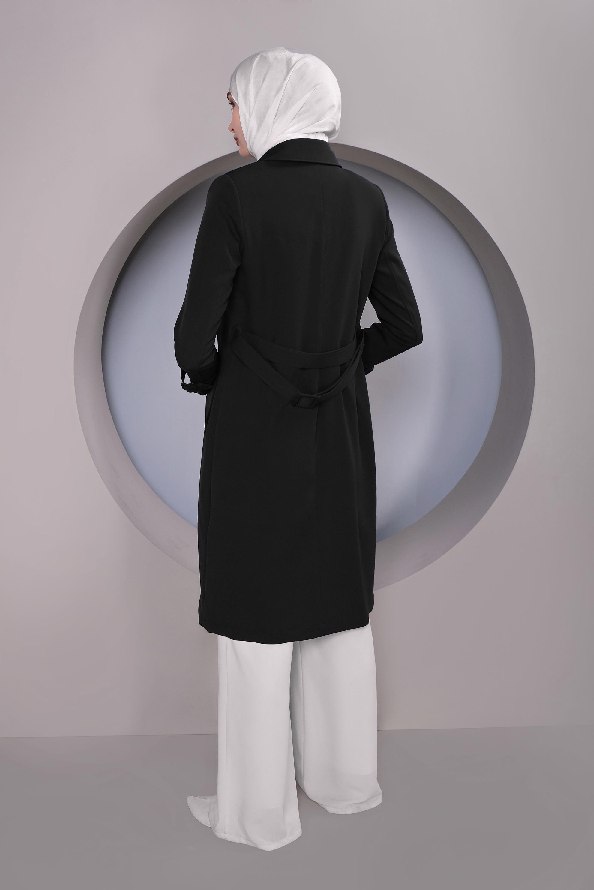 Tesettür giyim SİYAH DÜĞMELİ TRENÇKOT 10324