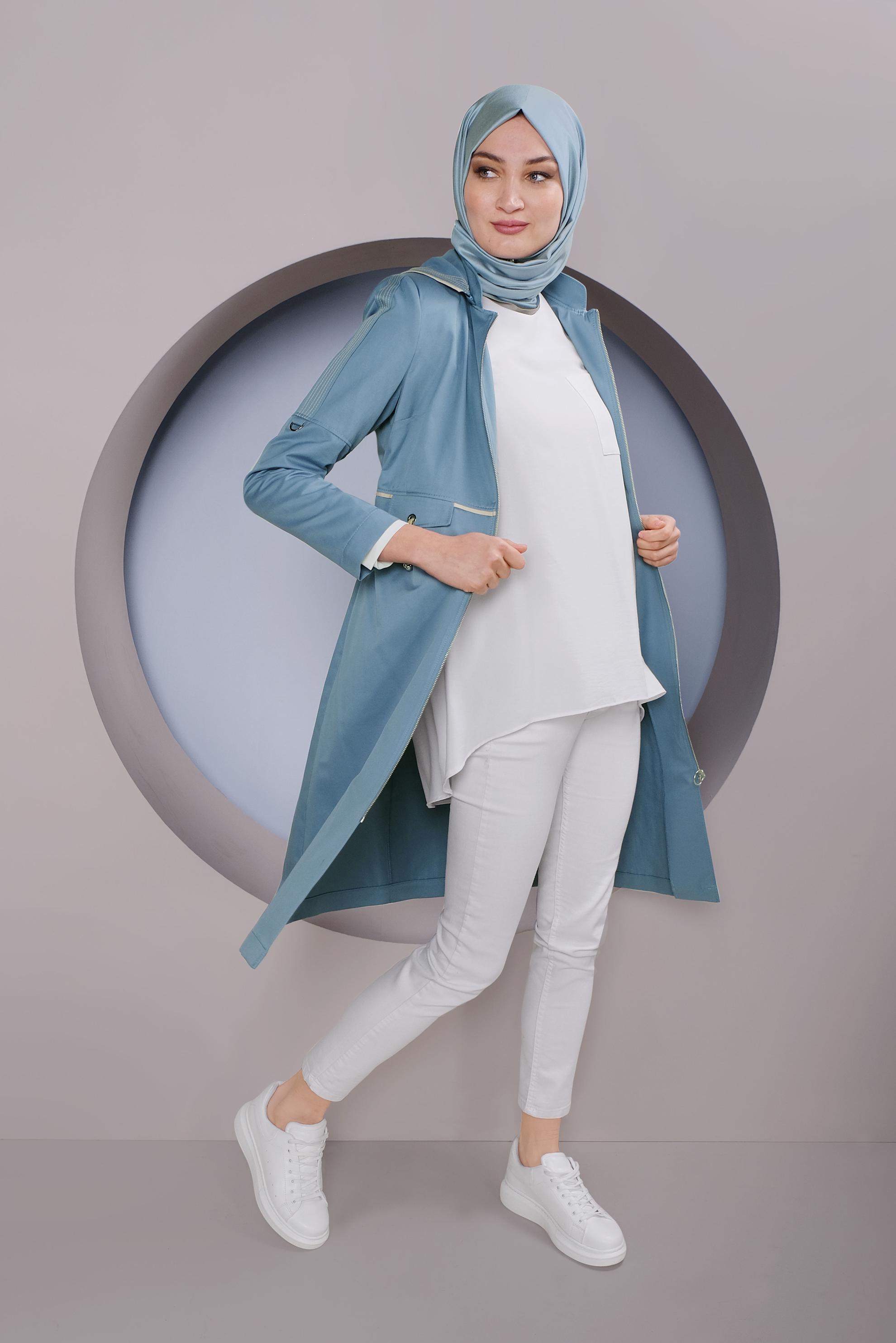 Tesettür giyim MAVİ KAPÜŞONLU FERMUARLI TRENÇKOT 10328